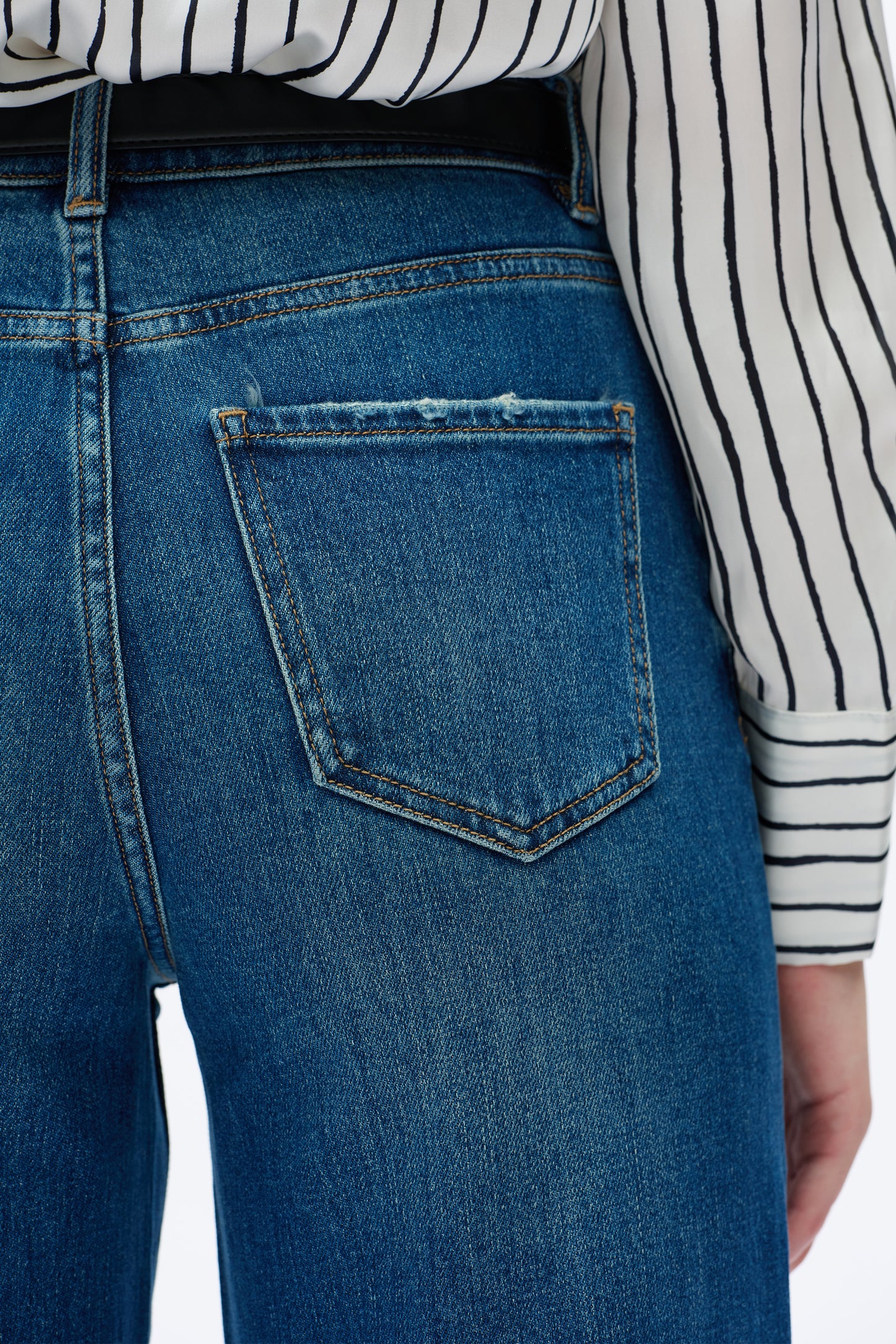 HIGH RISE RELAXED STRAIGHT LEG