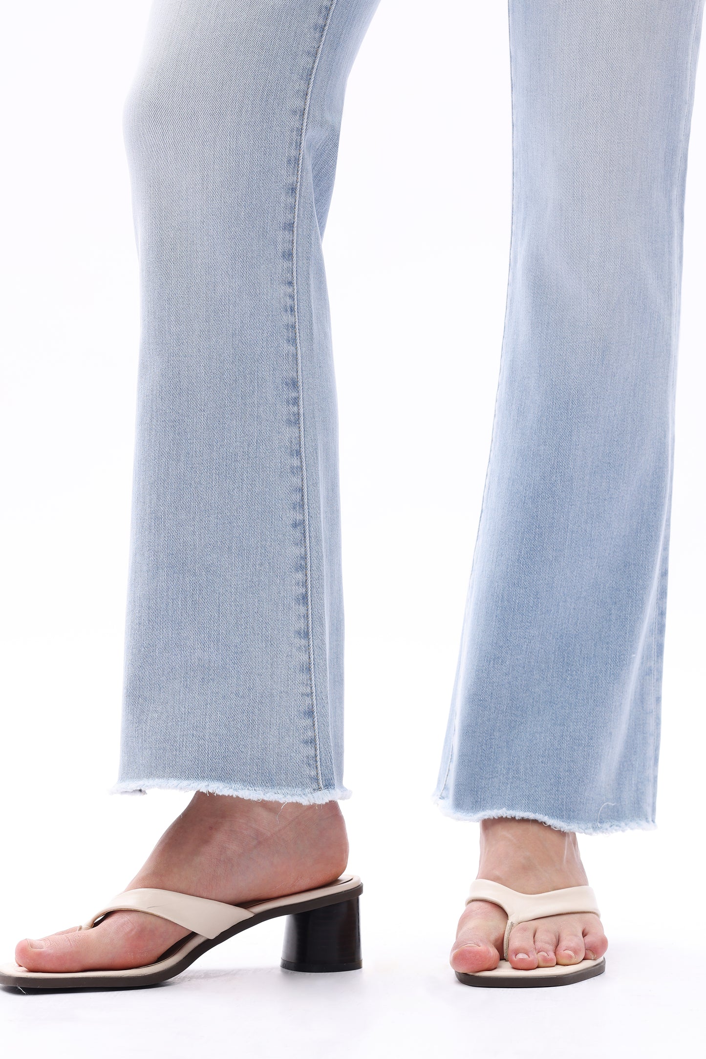 HIGH RISE BOOTCUT ANKLE