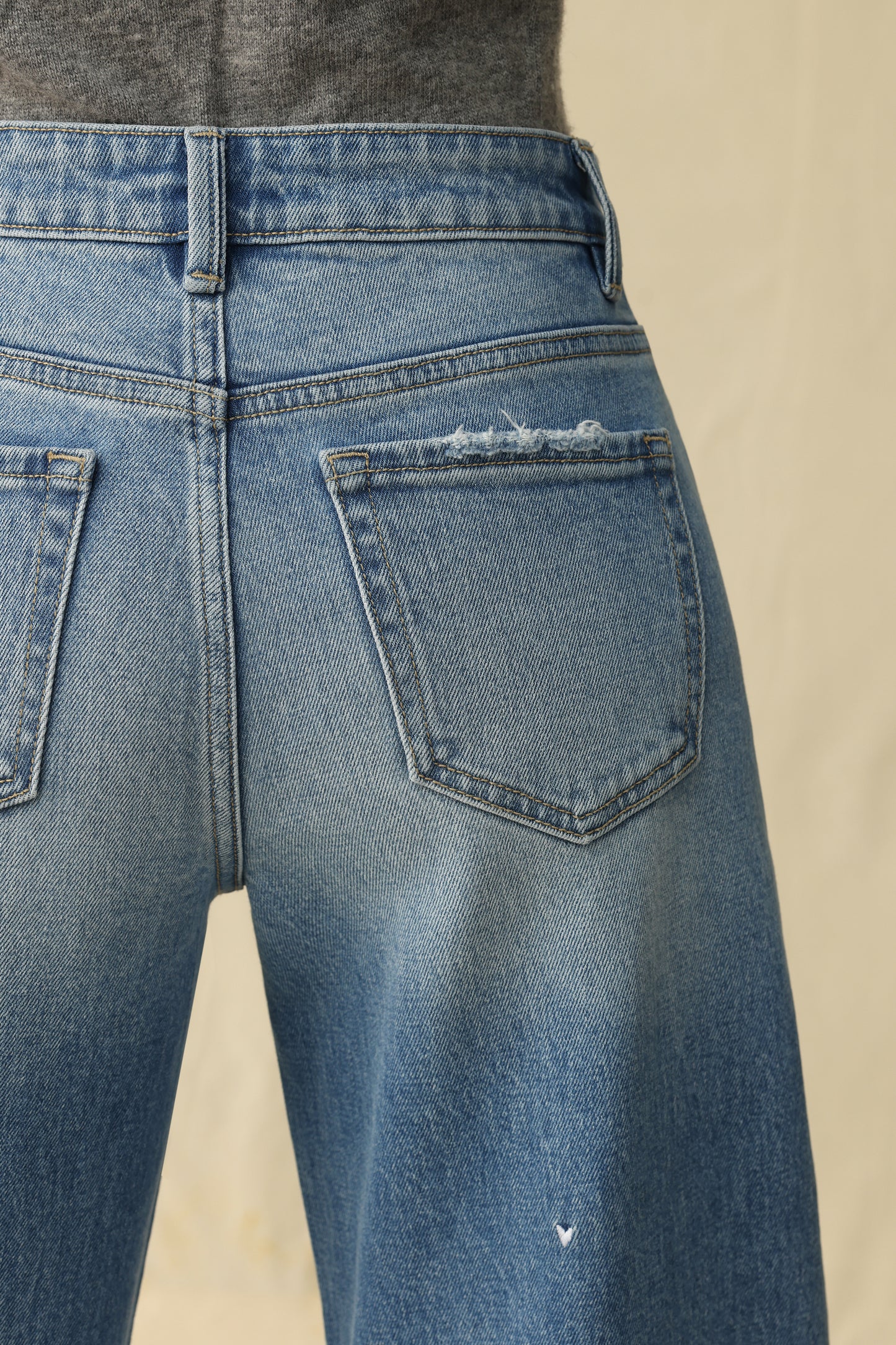 FLORA MID RISE BARREL