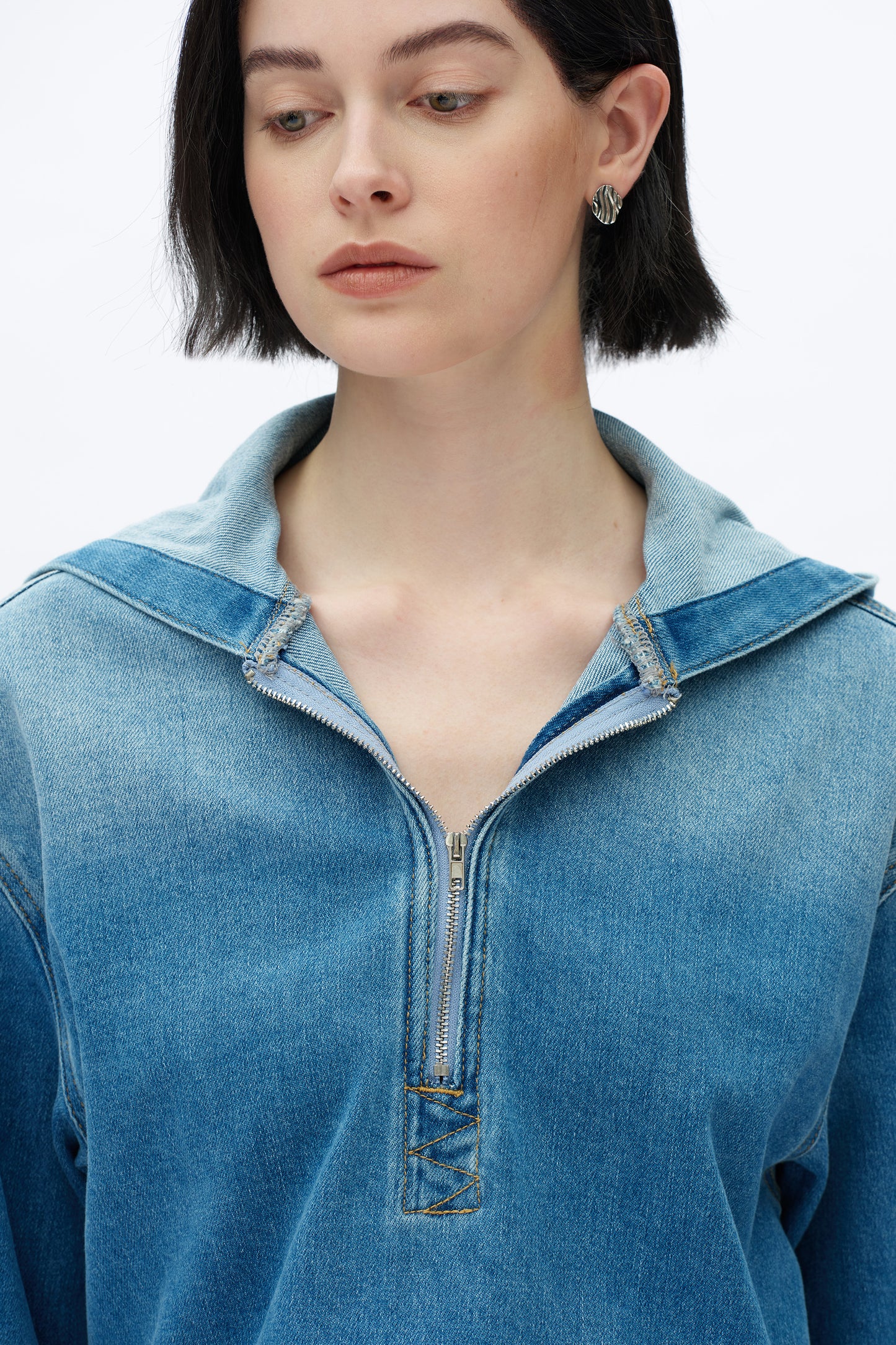 CROPPED HOODIE