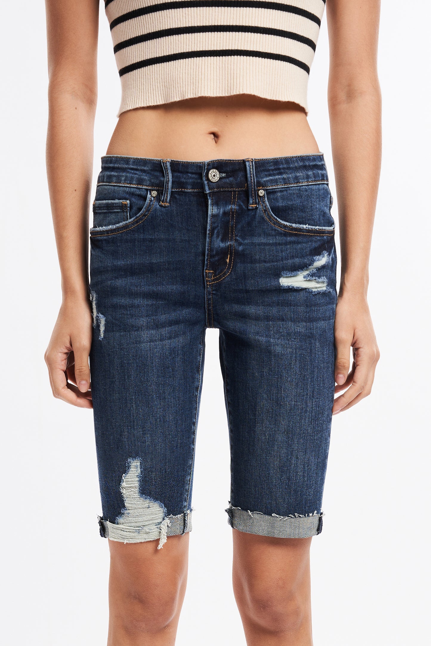 AMANDA MID RISE BERMUDA SHORT