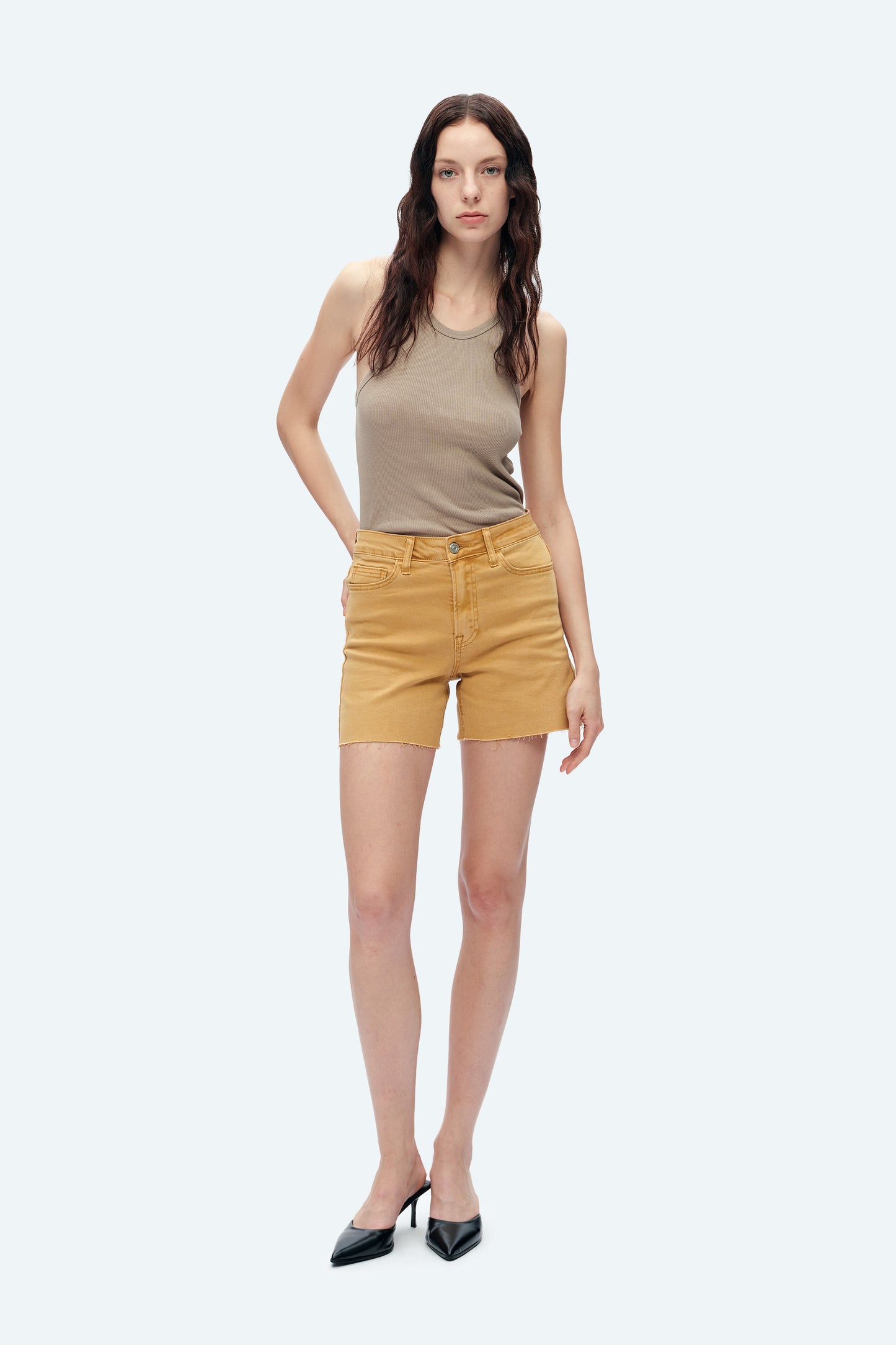 NYLA HIGH RISE SHORTS