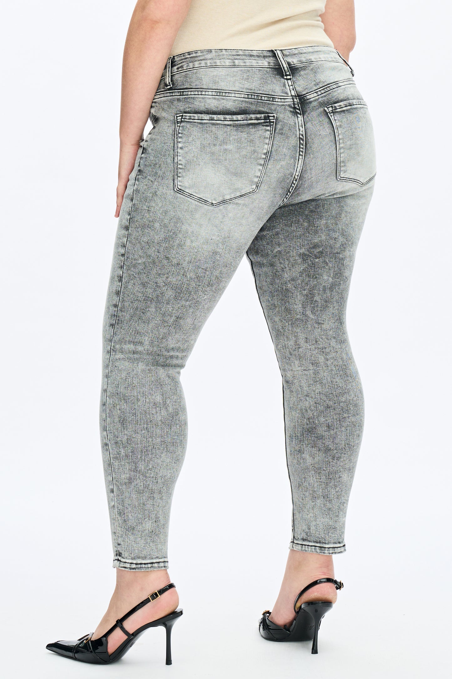 PLUS MIDDLE RISE ANKLE SKINNY
