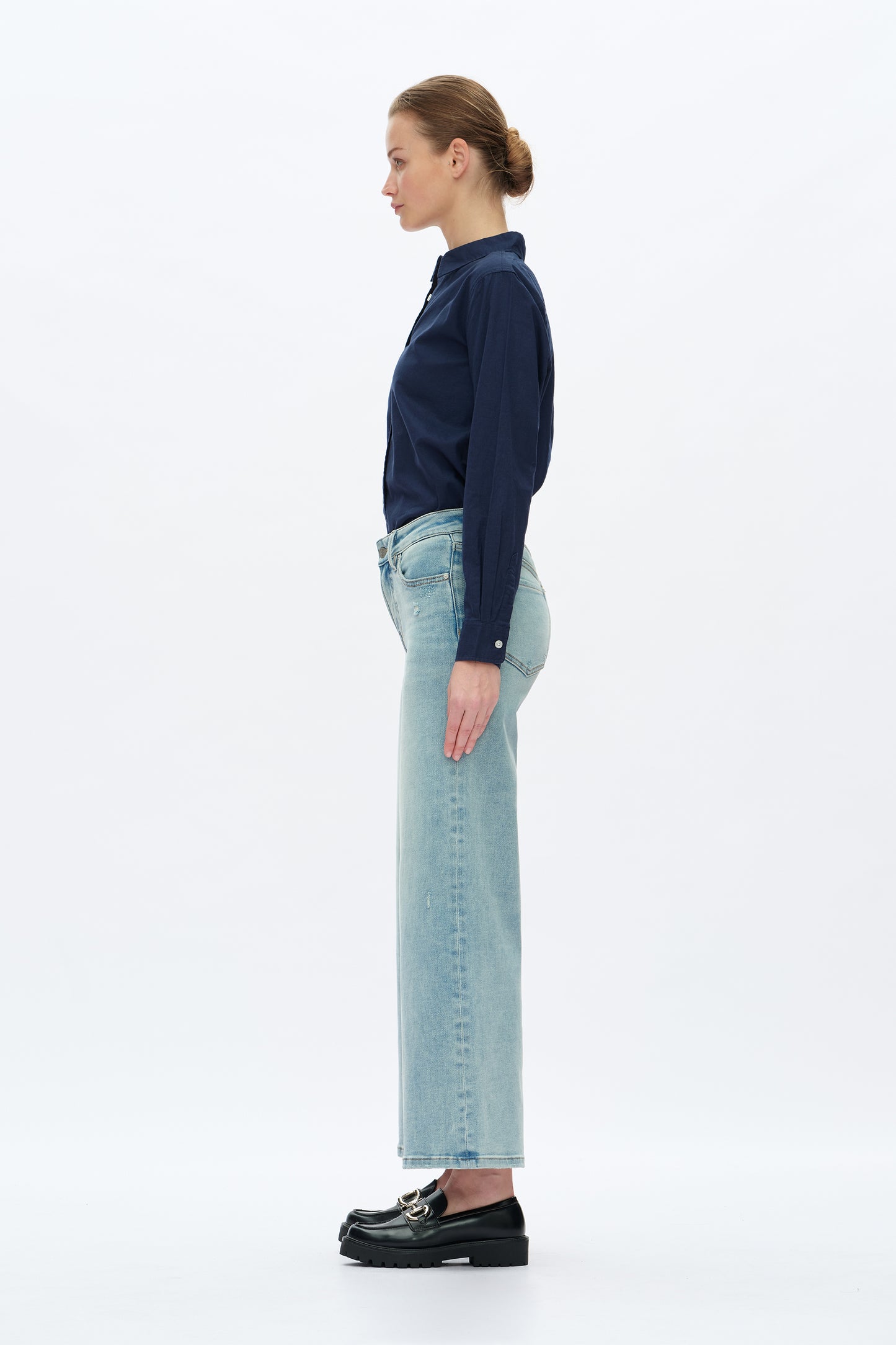 LISA MID RISE WIDE LEG