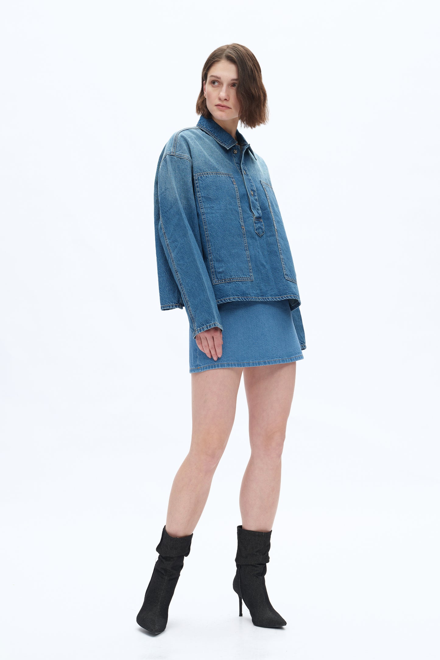MID RISE MINI SKIRT