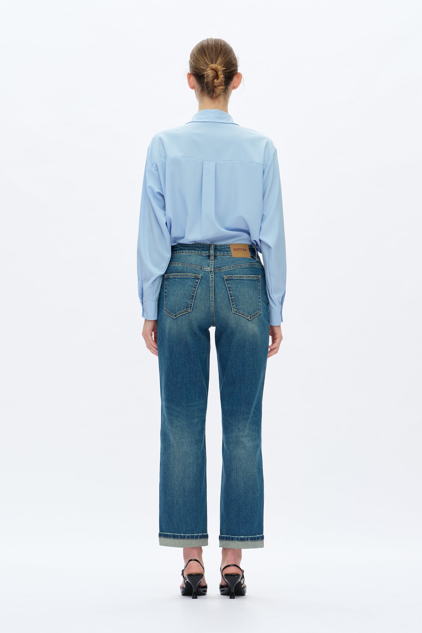 MID RISE STRAIGHT LEG