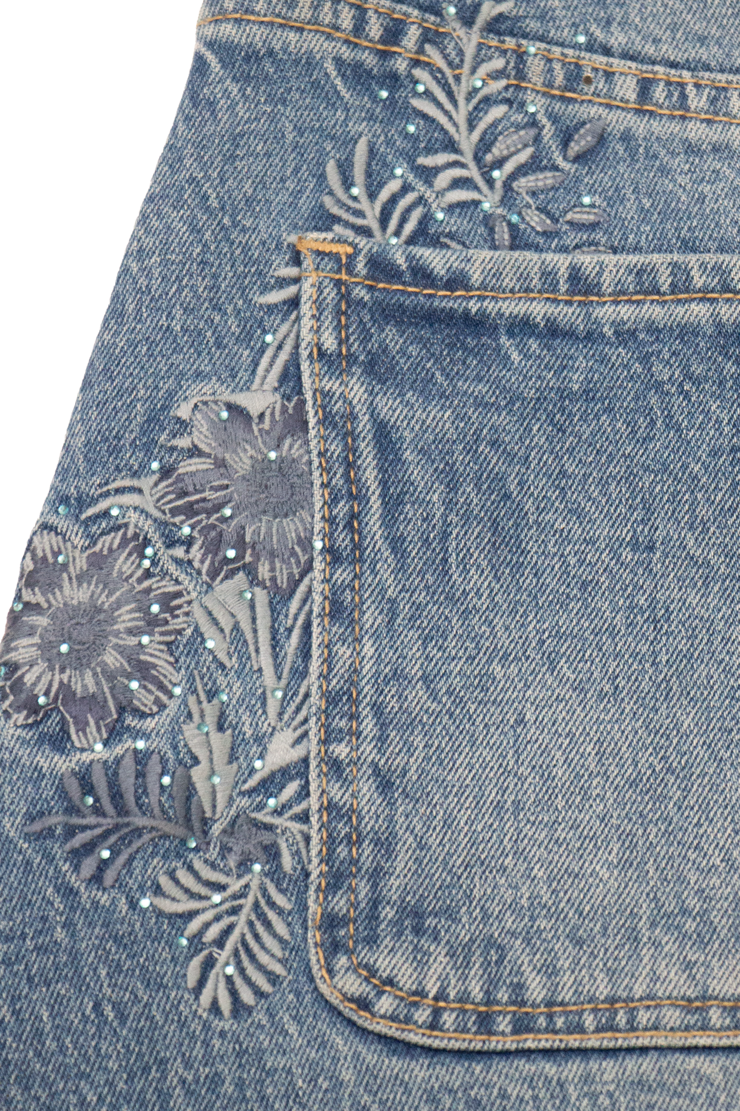 EMBROIDERED SKIRT