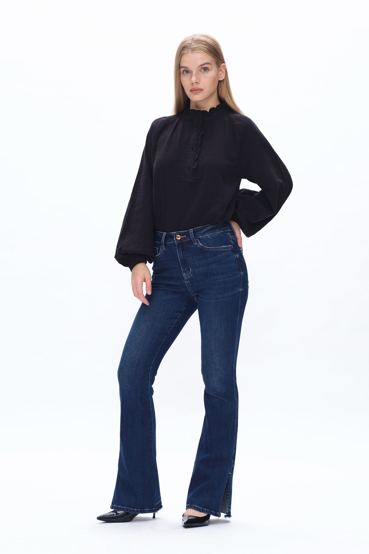 HIGH RISE FLARE LEG