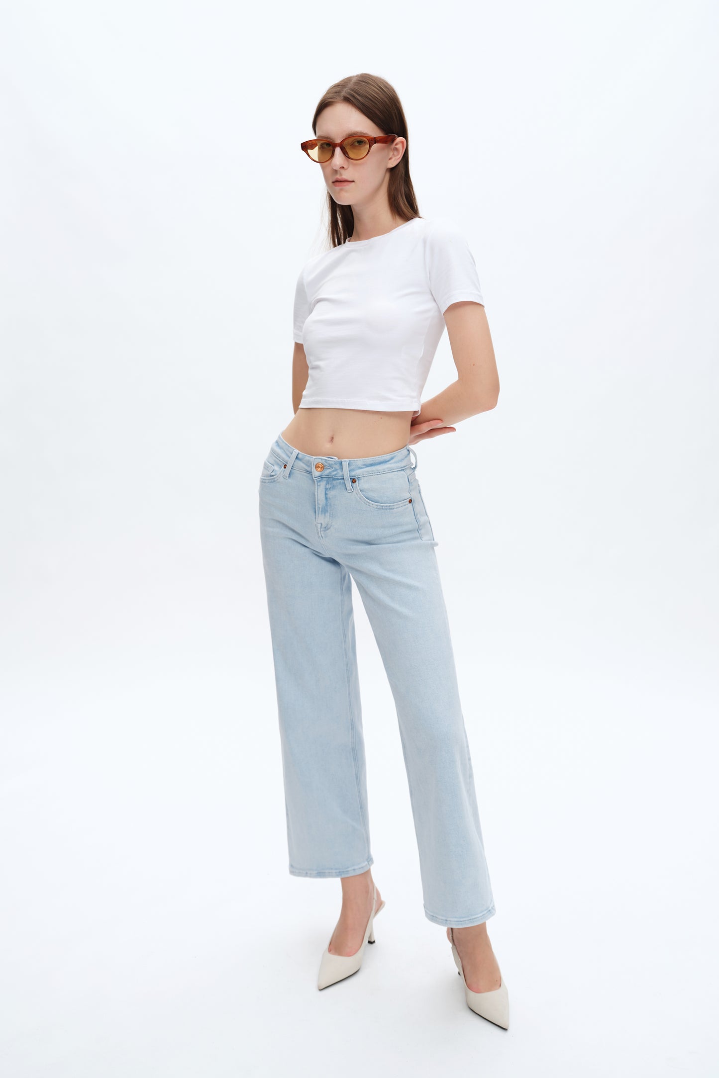 LISA MID RISE WIDE LEG