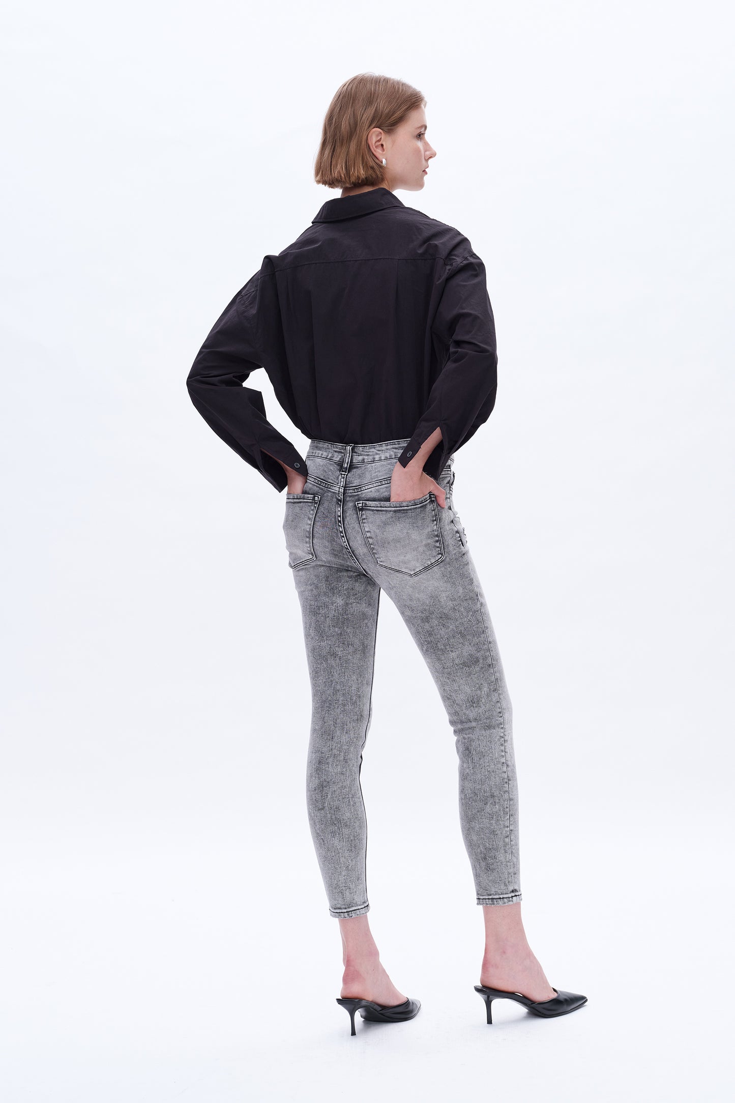 MIDDLE RISE ANKLE SKINNY
