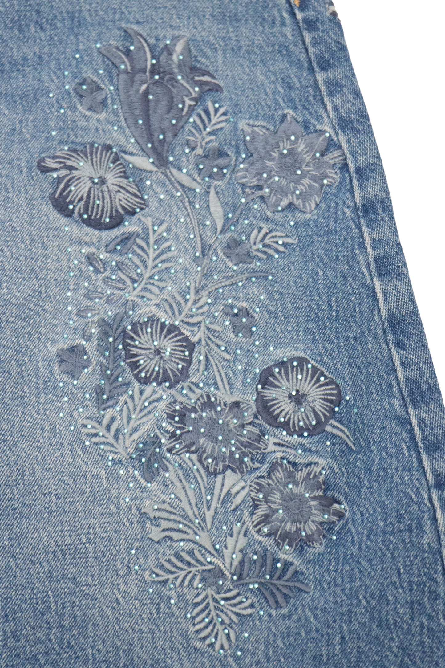EMBROIDERED SKIRT