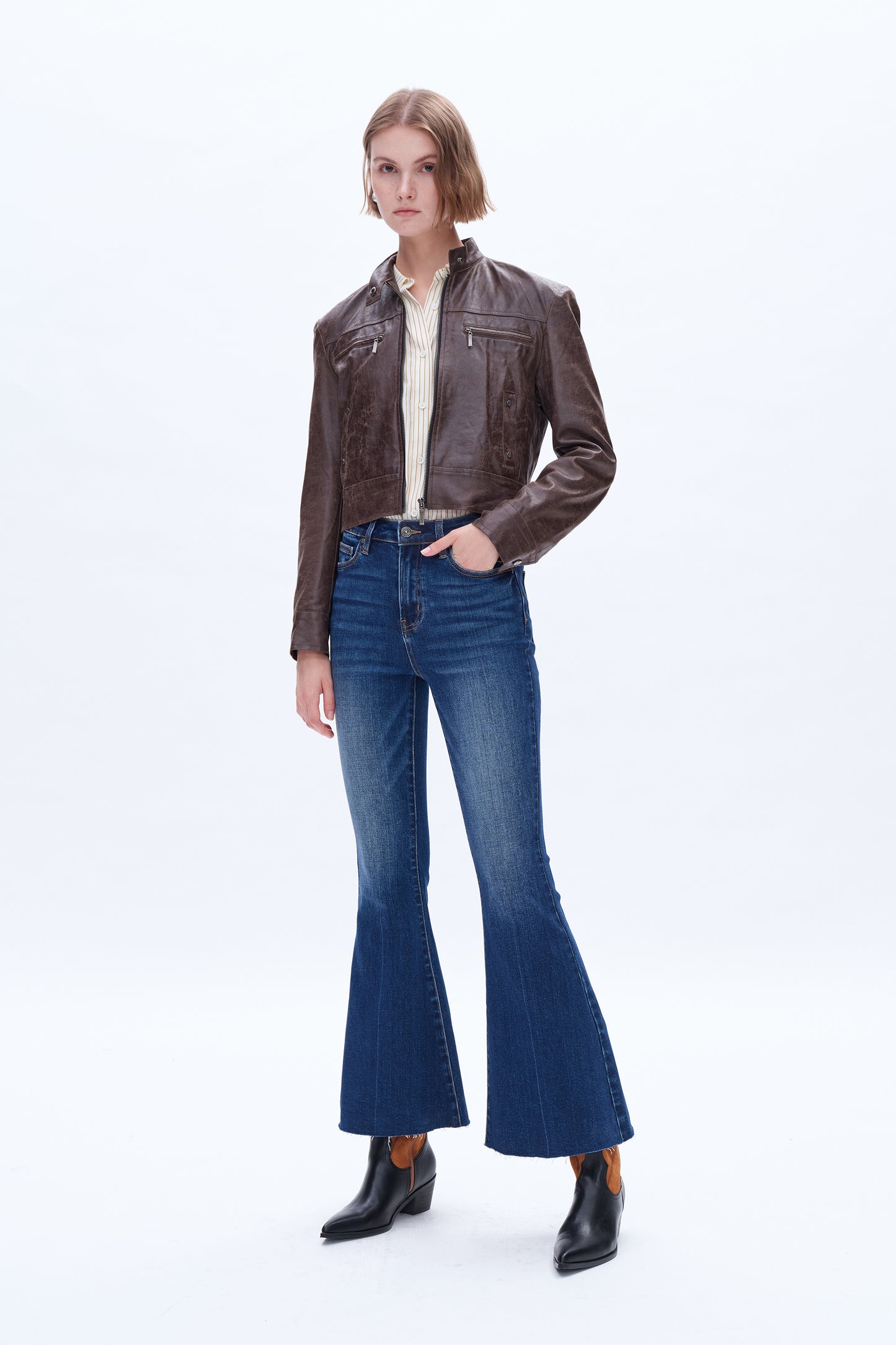 ARA HIGH RISE FLARE LEG