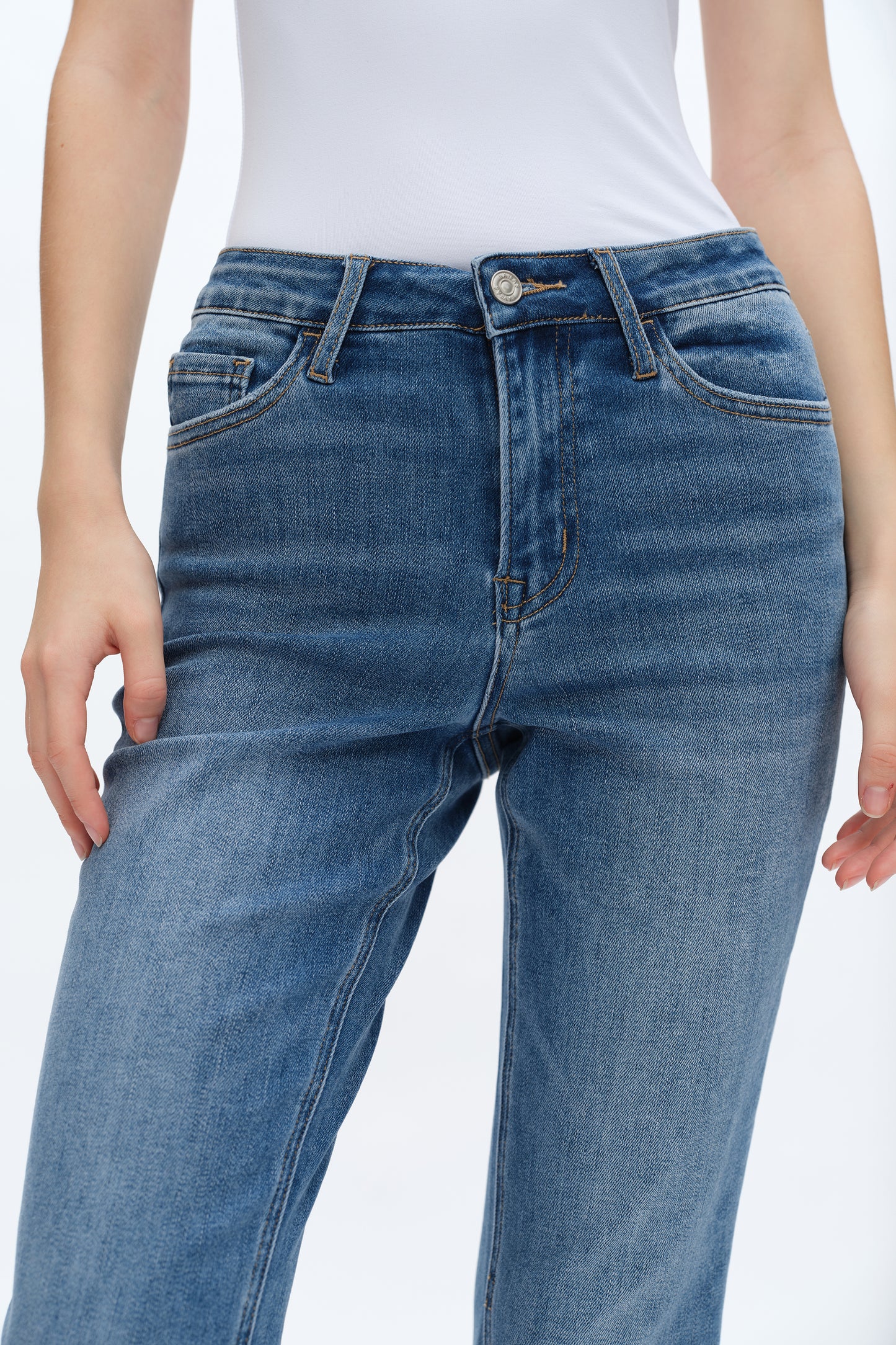 HIGH RISE STRAIGHT LEG