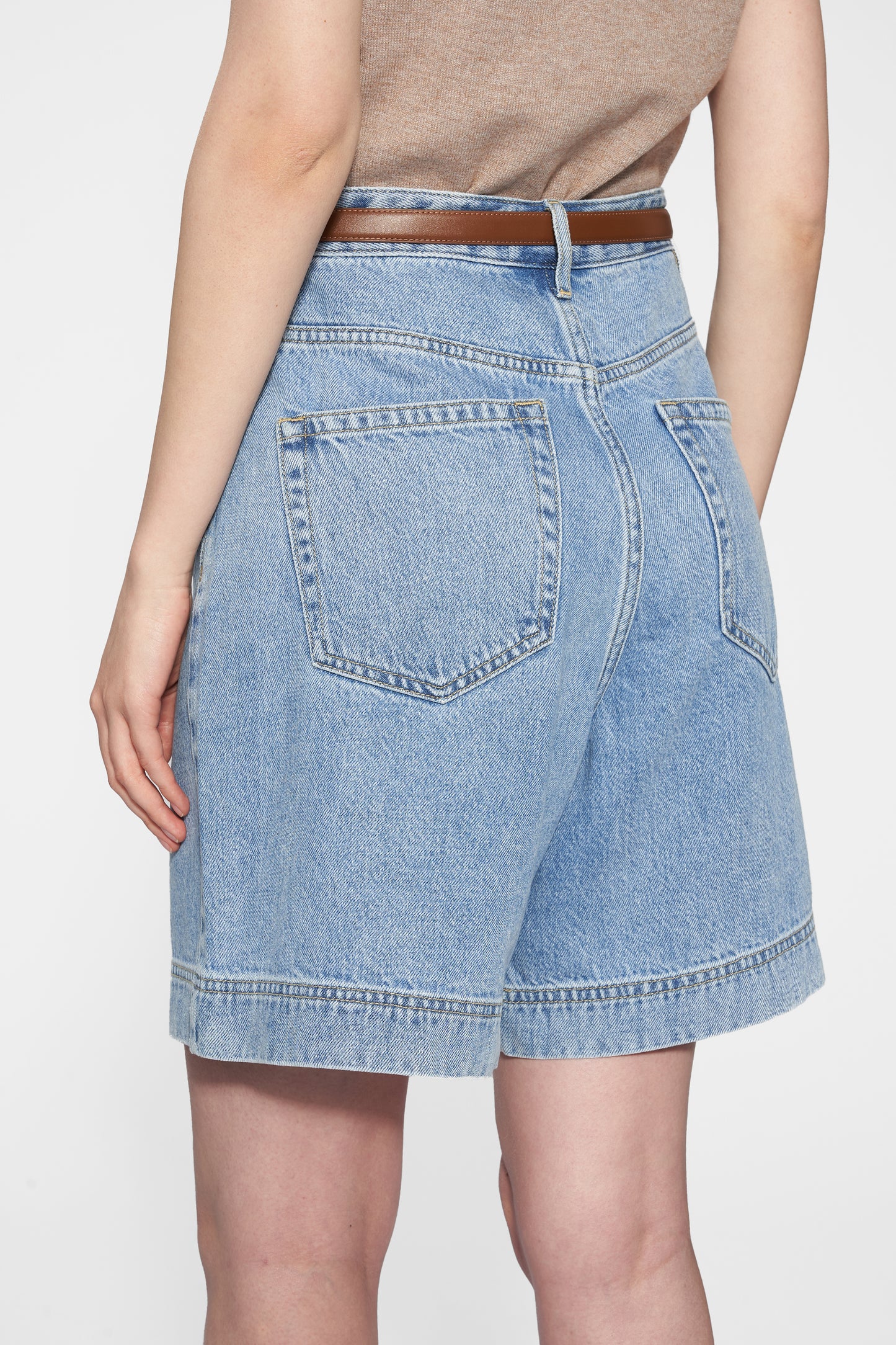 AMANDA HIGH RISE BERMUDA SHORTS