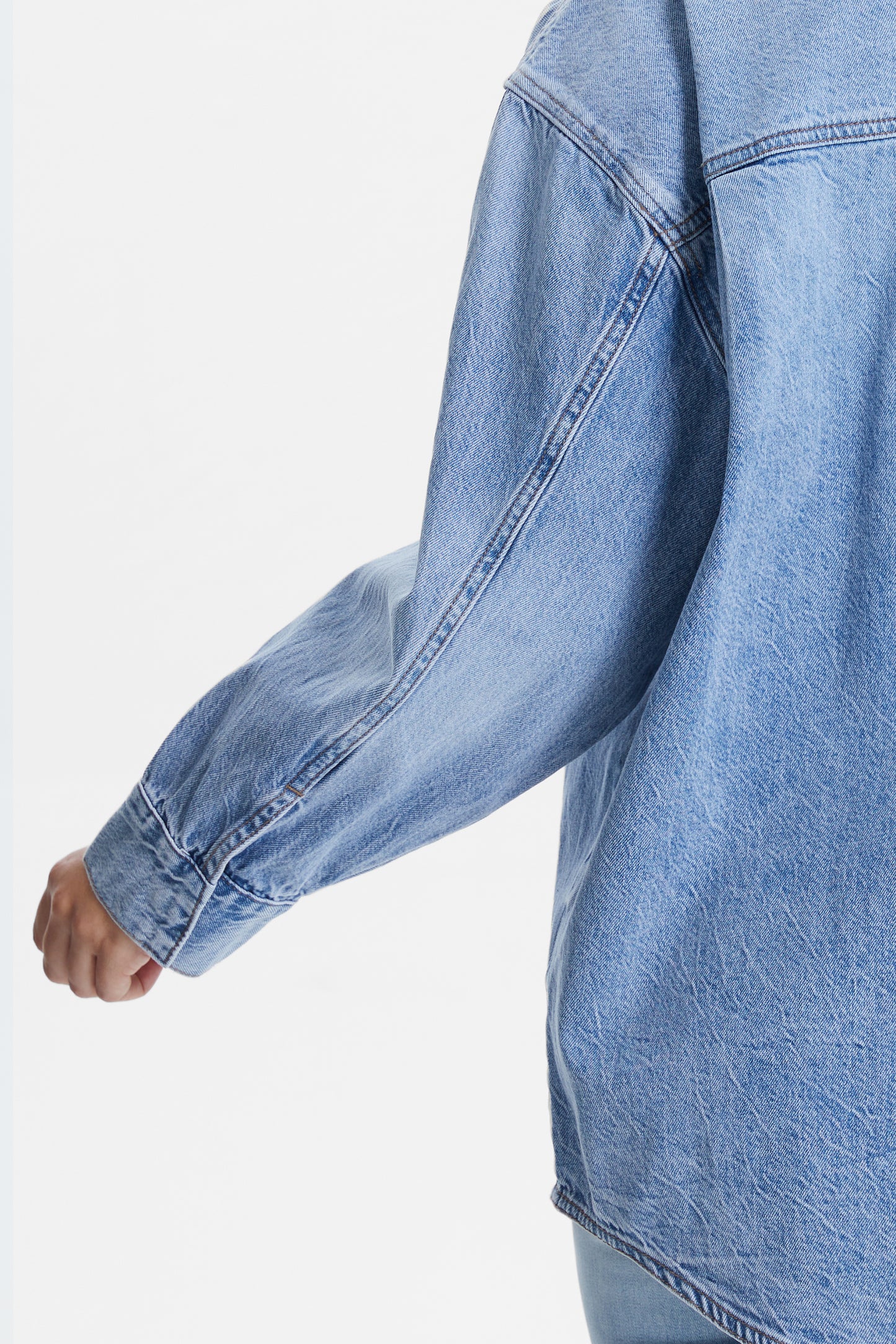 OVERSIZED SHIRT JACKET