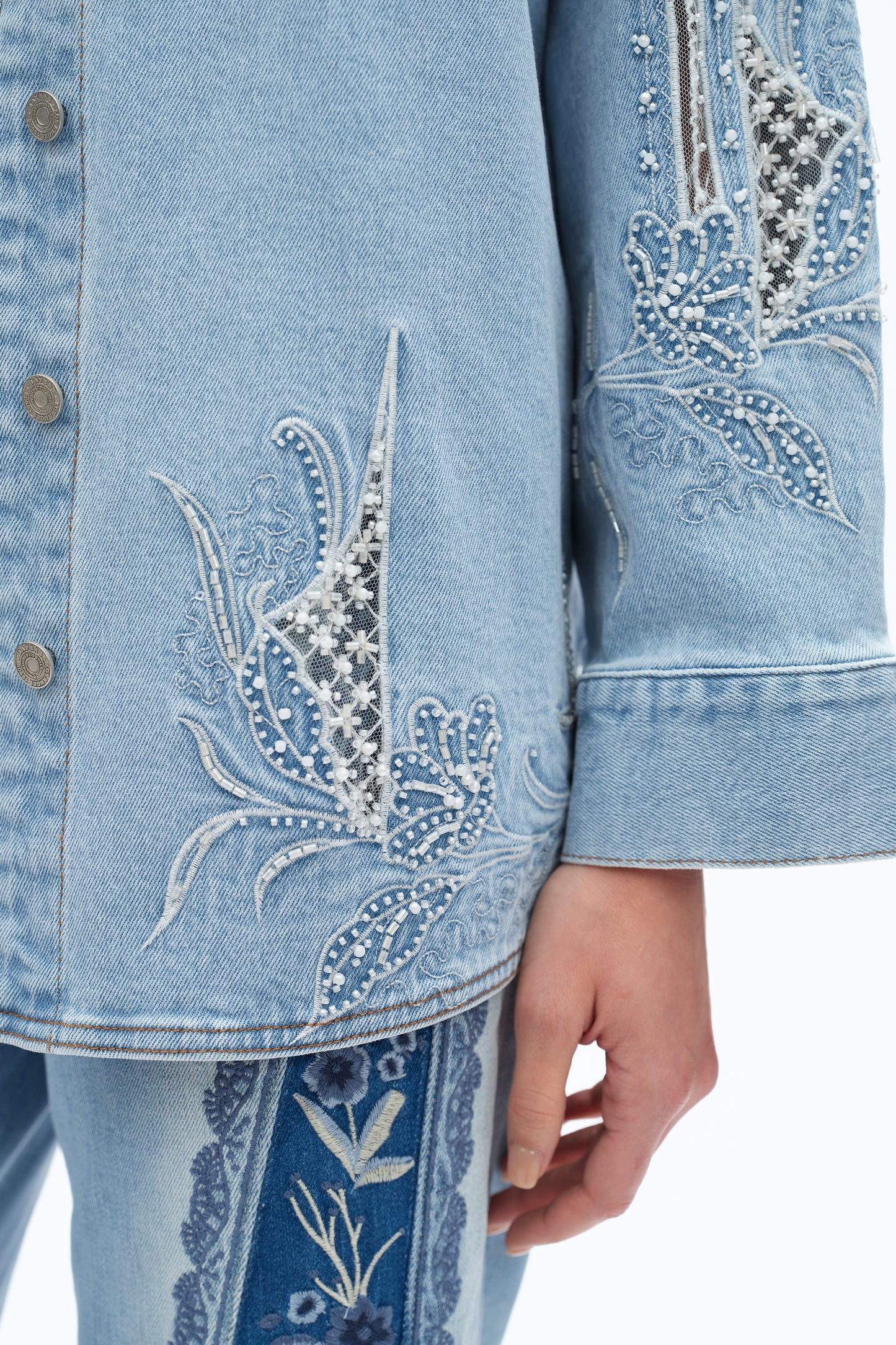 EMBROIDERED SHIRT