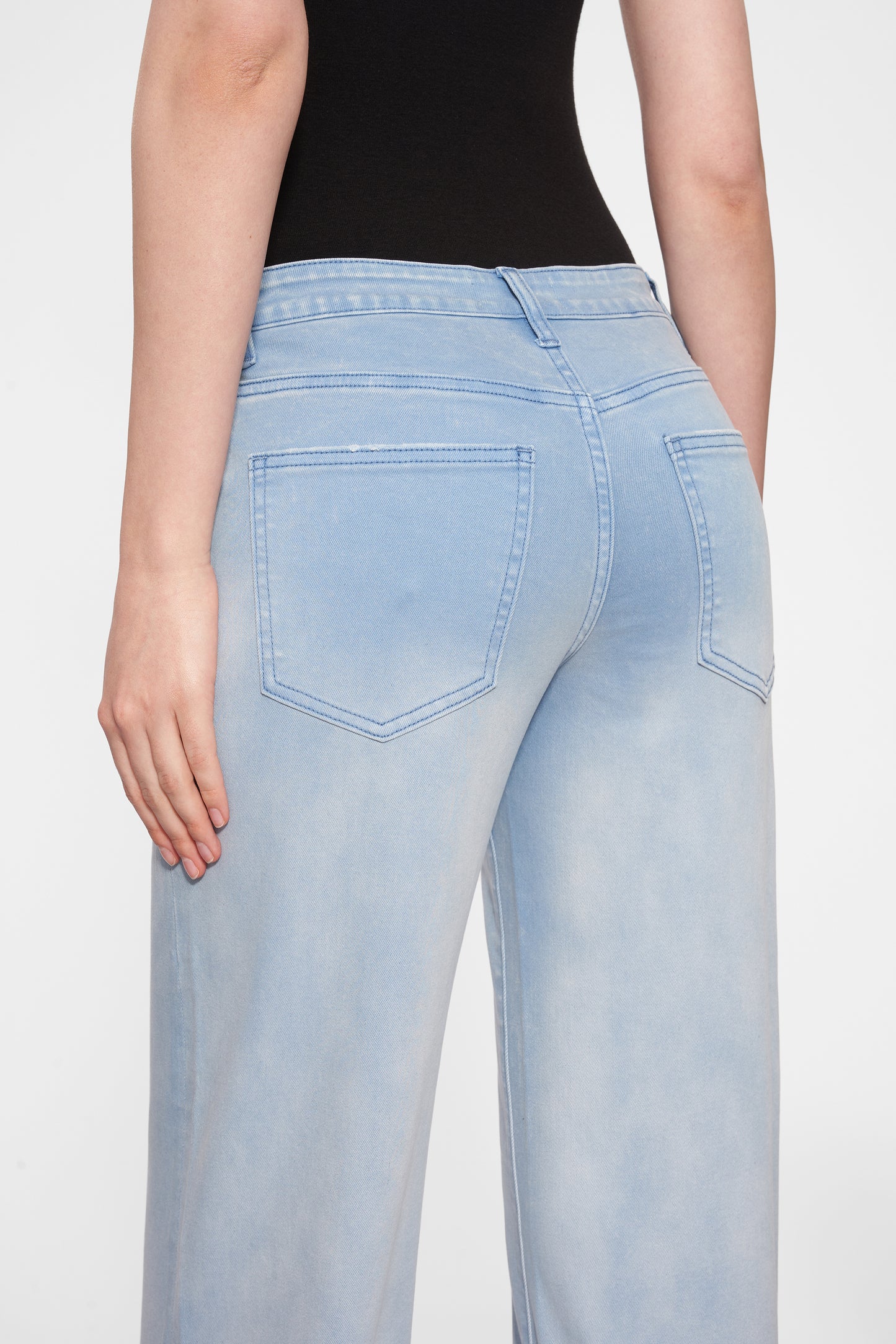 LUNA MID RISE WIDE LEG