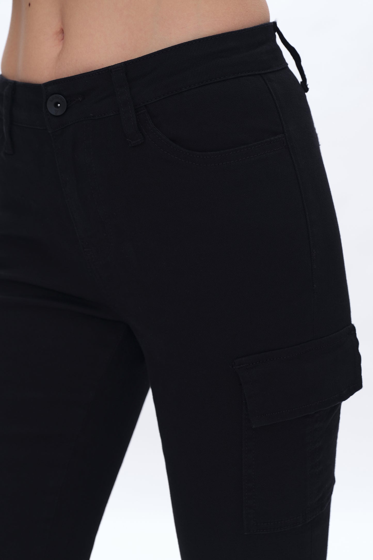 MID RISE CARGO