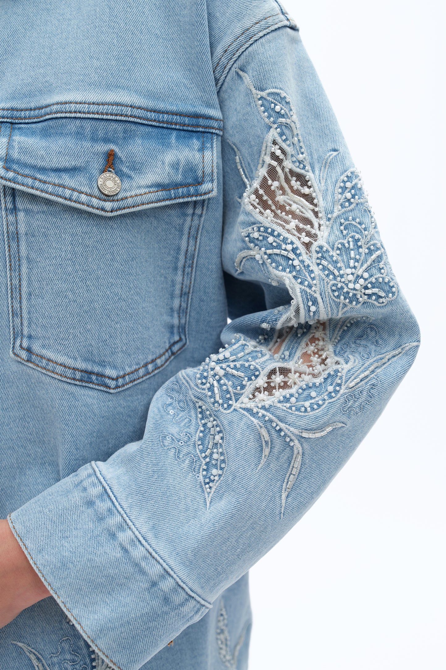 EMBROIDERED SHIRT