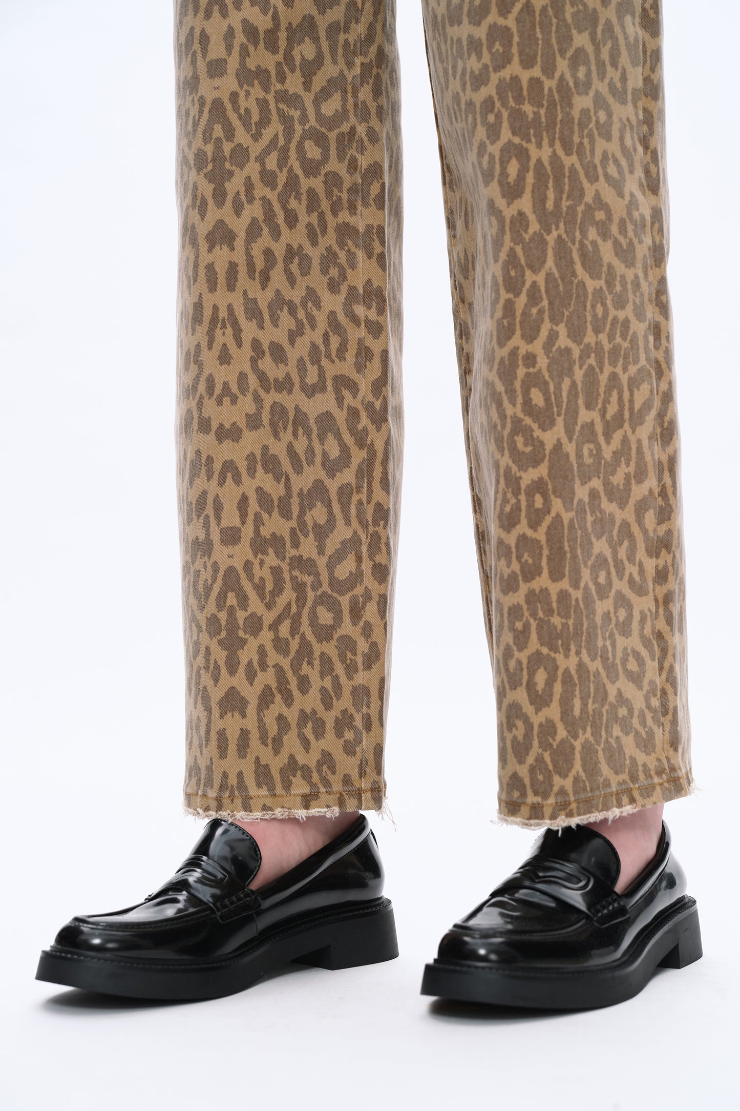 MID RISE LEOPARD STRAIGHT