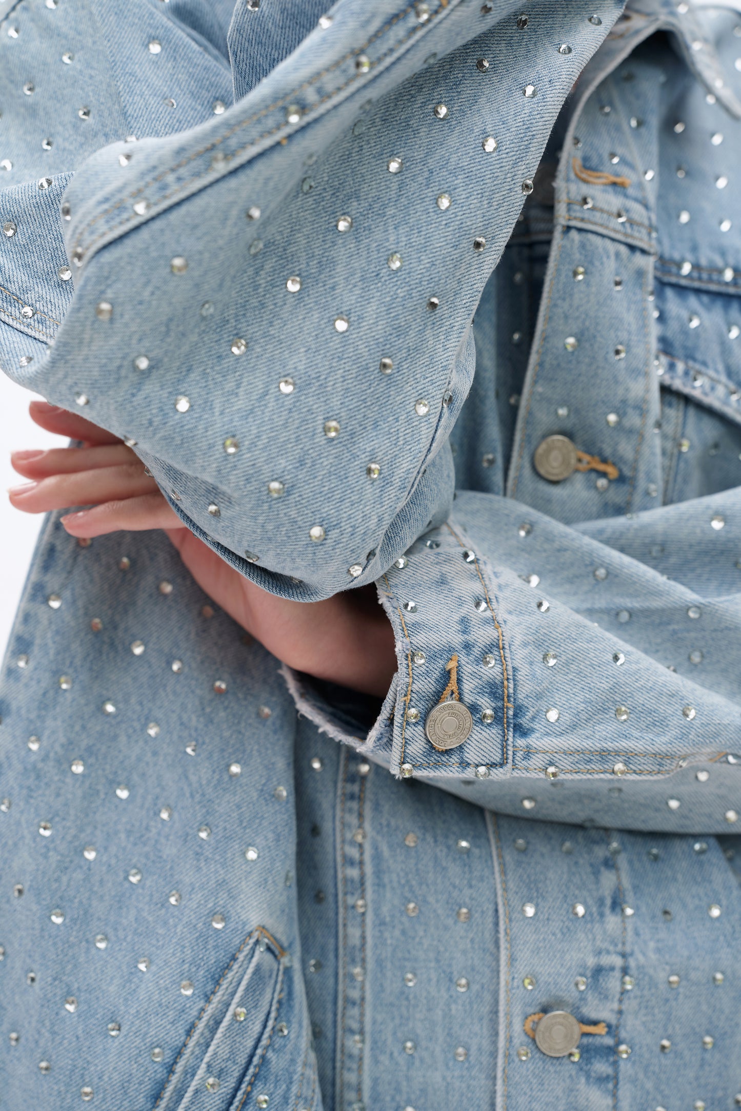 EMBELLISHED DENIM JACKETS BYJ9053 (BYHE227) LIGHT BLUE
