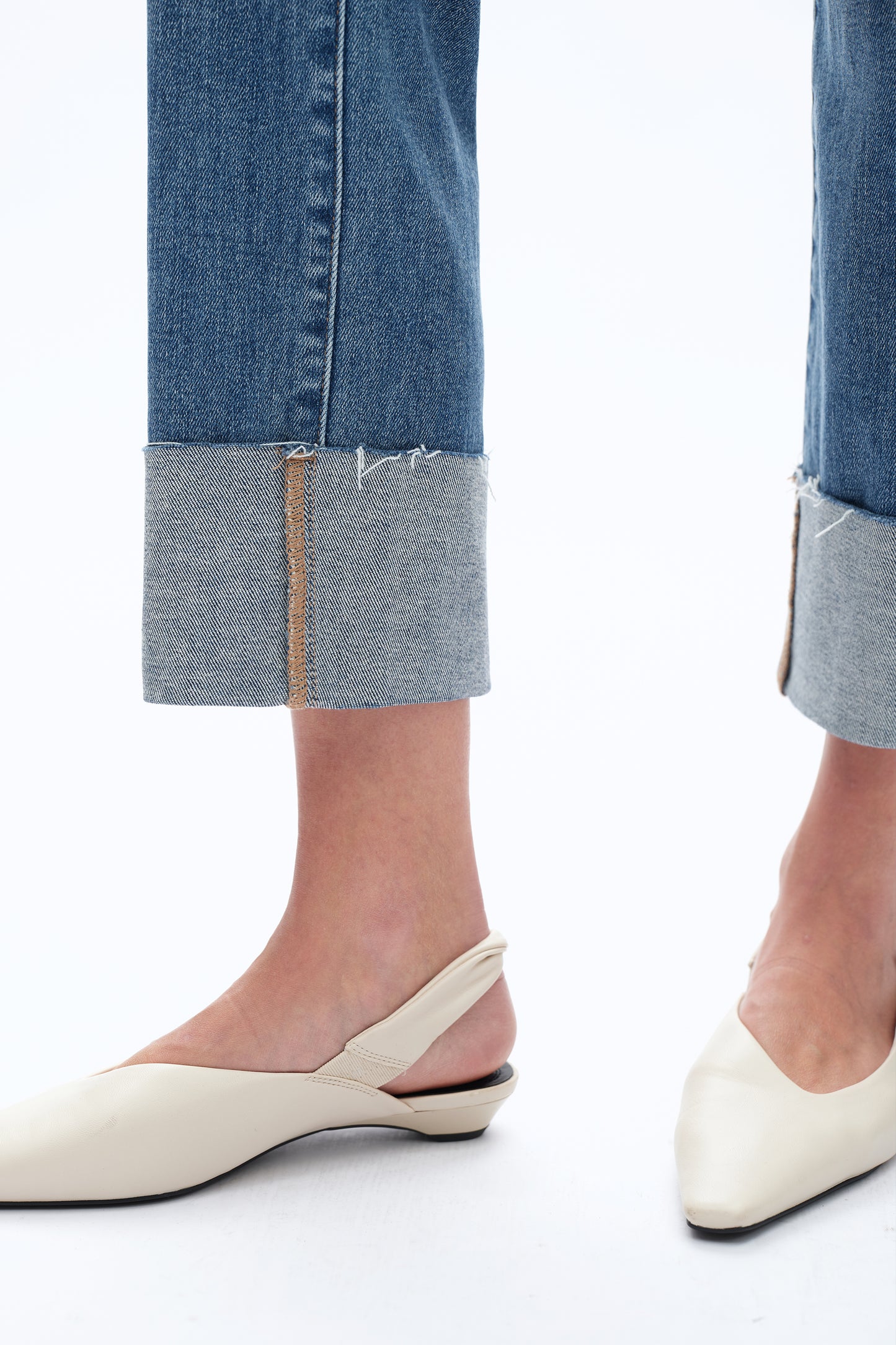 HIGH RISE STRAIGHT LEG