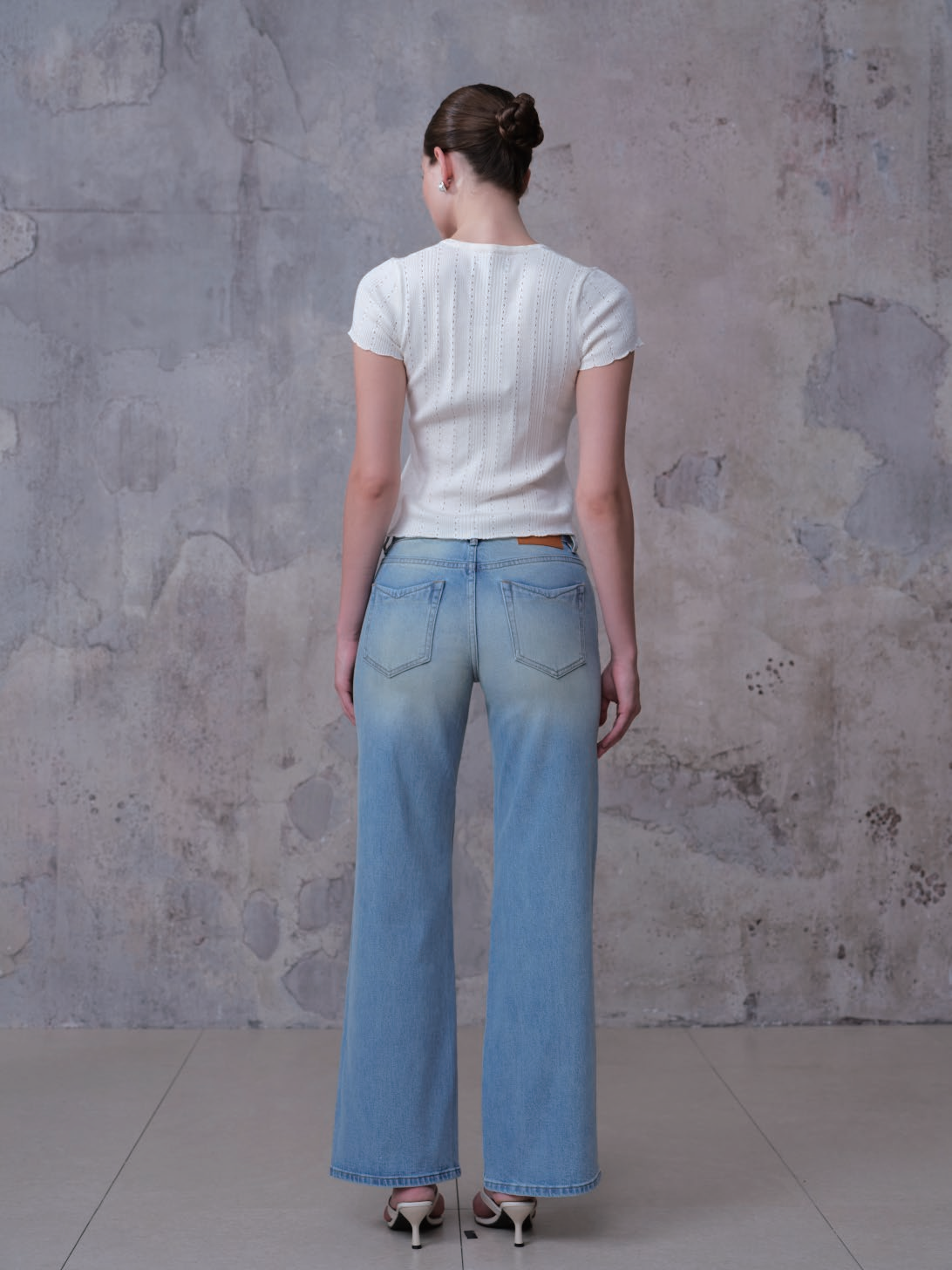 NEW YORK MID RISE FLARED WIDE LEG FULL JEANS BYW8425