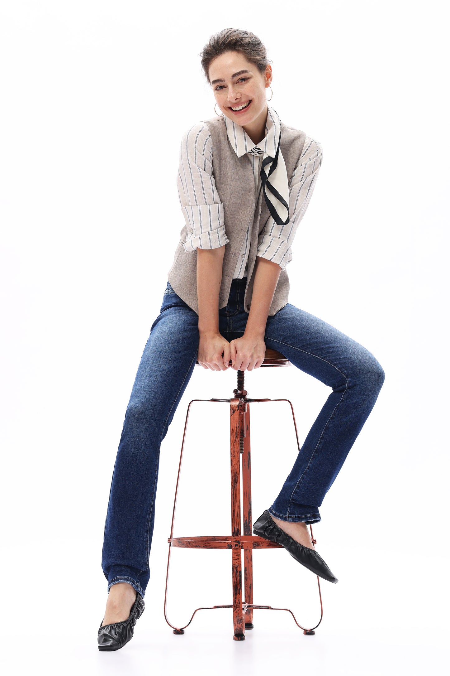 LOW RISE STRAIGHT LEG