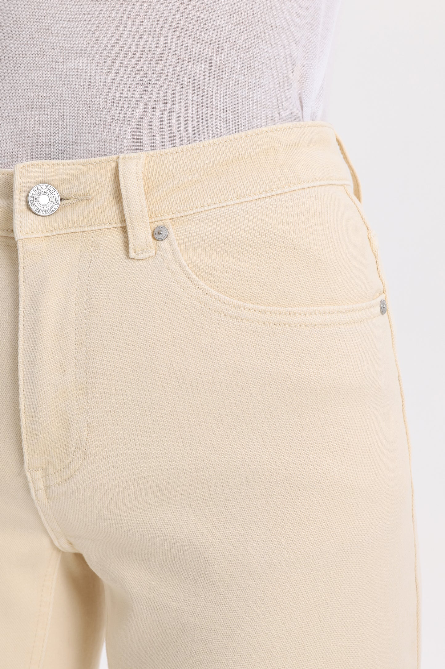 MID RISE BARREL LEG DENIM JEANS 27''