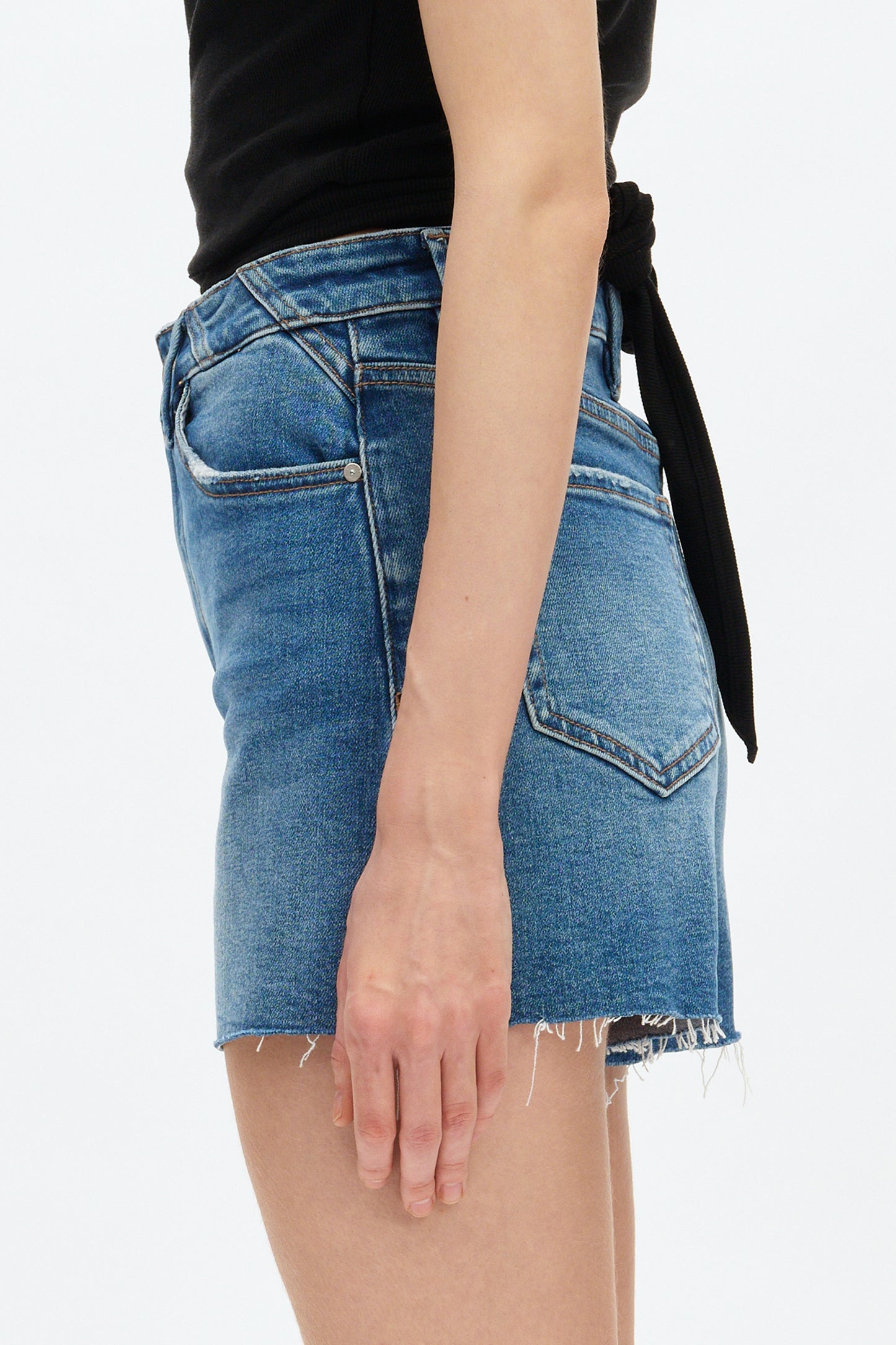 VALENTINE HIGH RISE SHORTS