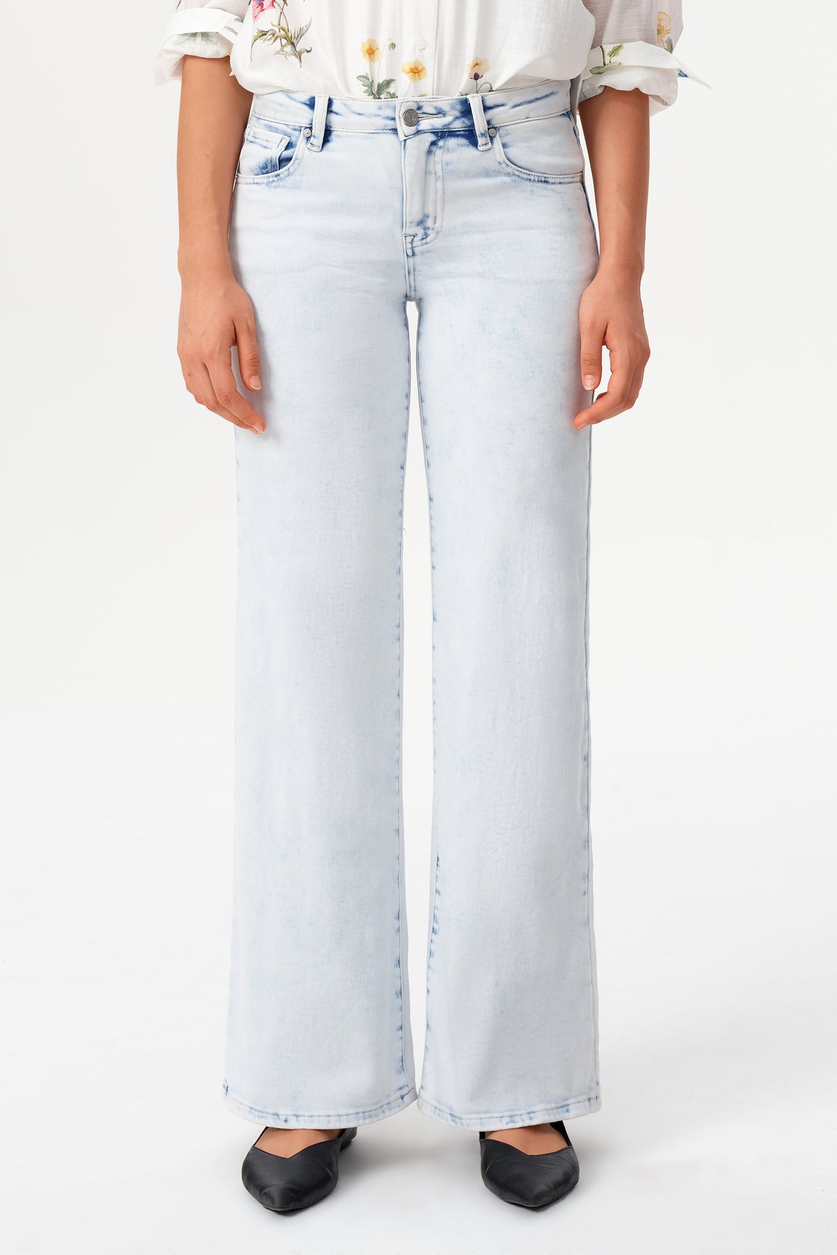 ZEPHYRINE MID RISE WIDE LEG