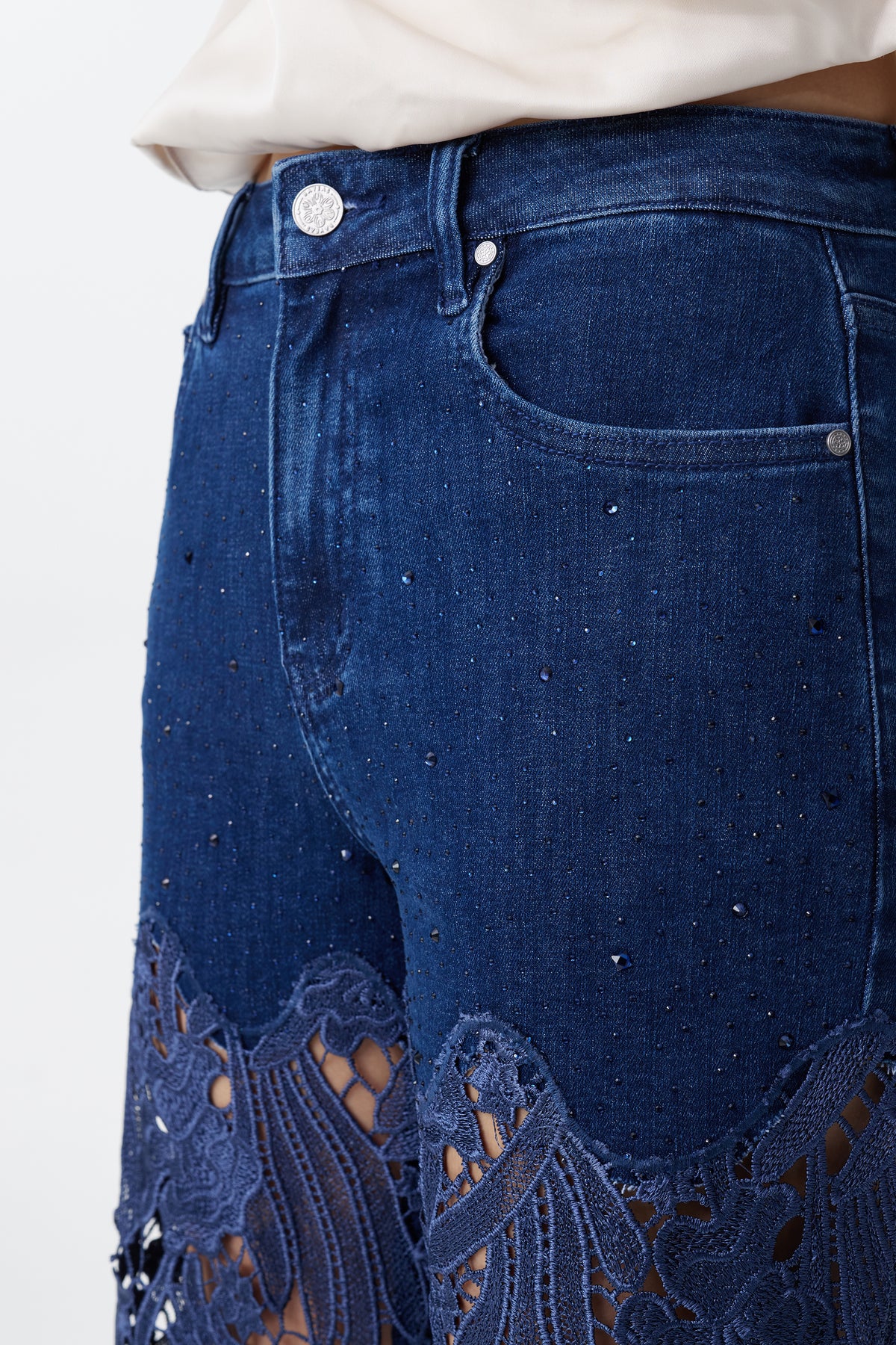 HIGH RISE LACE PANTS WITH RHINESTONE