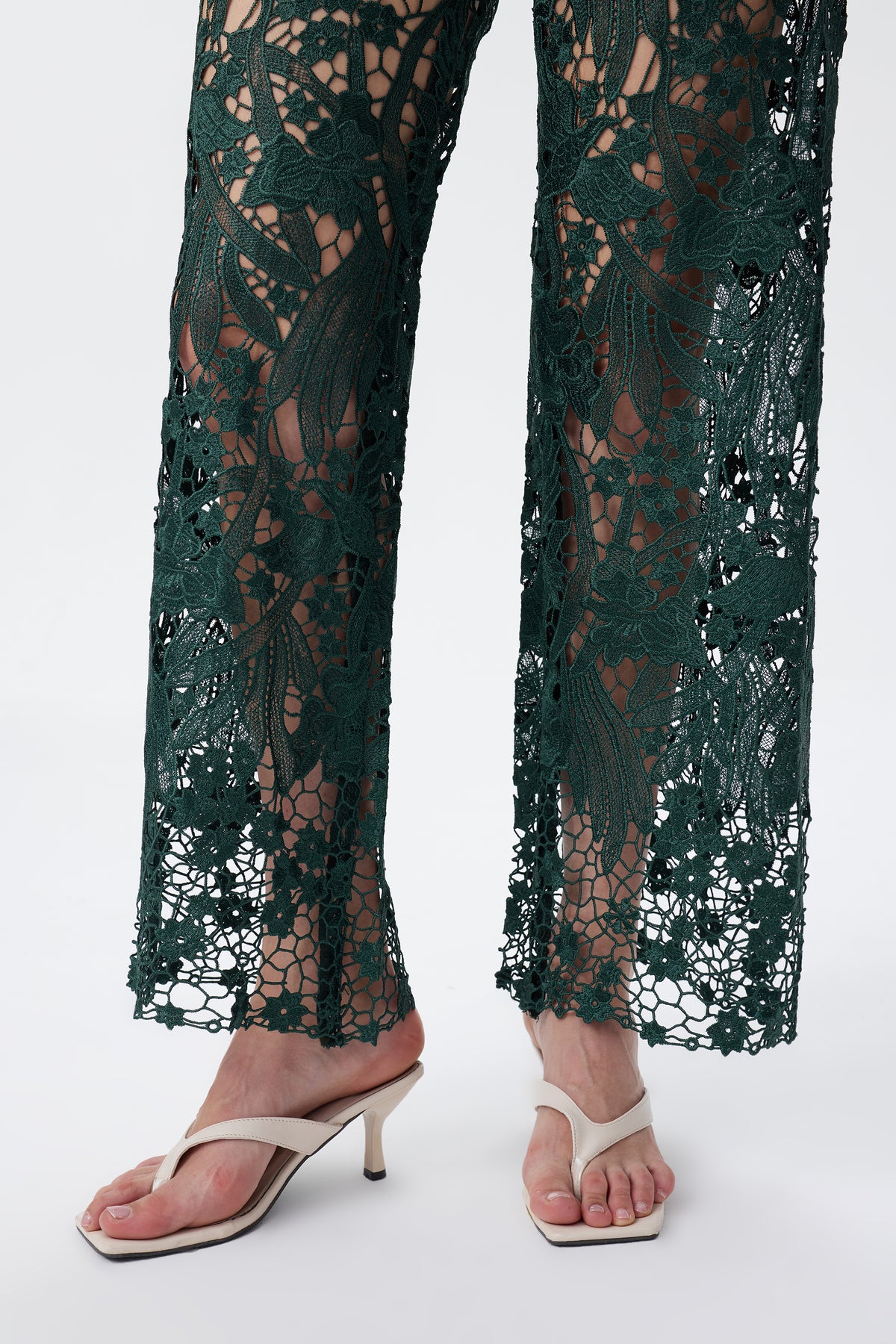 HIGH RISE LACE PANTS WITH RHINESTONE