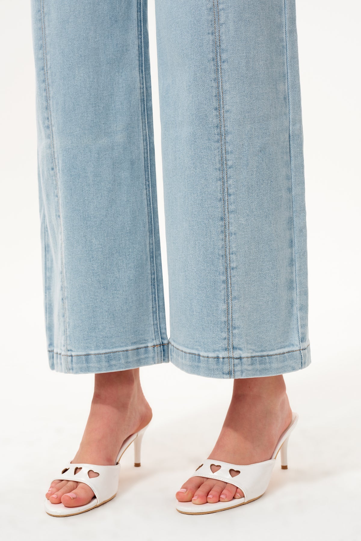 BRIAR MID RISE WIDE LEG