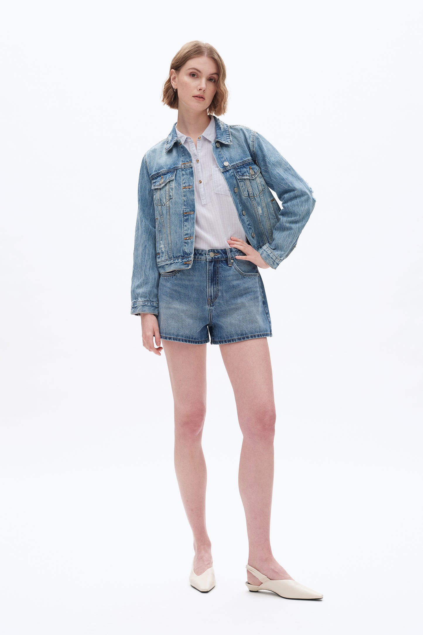 MID RISE DENIM SHORTS BYH6123 (BYHE250) MEDIUM BLUE