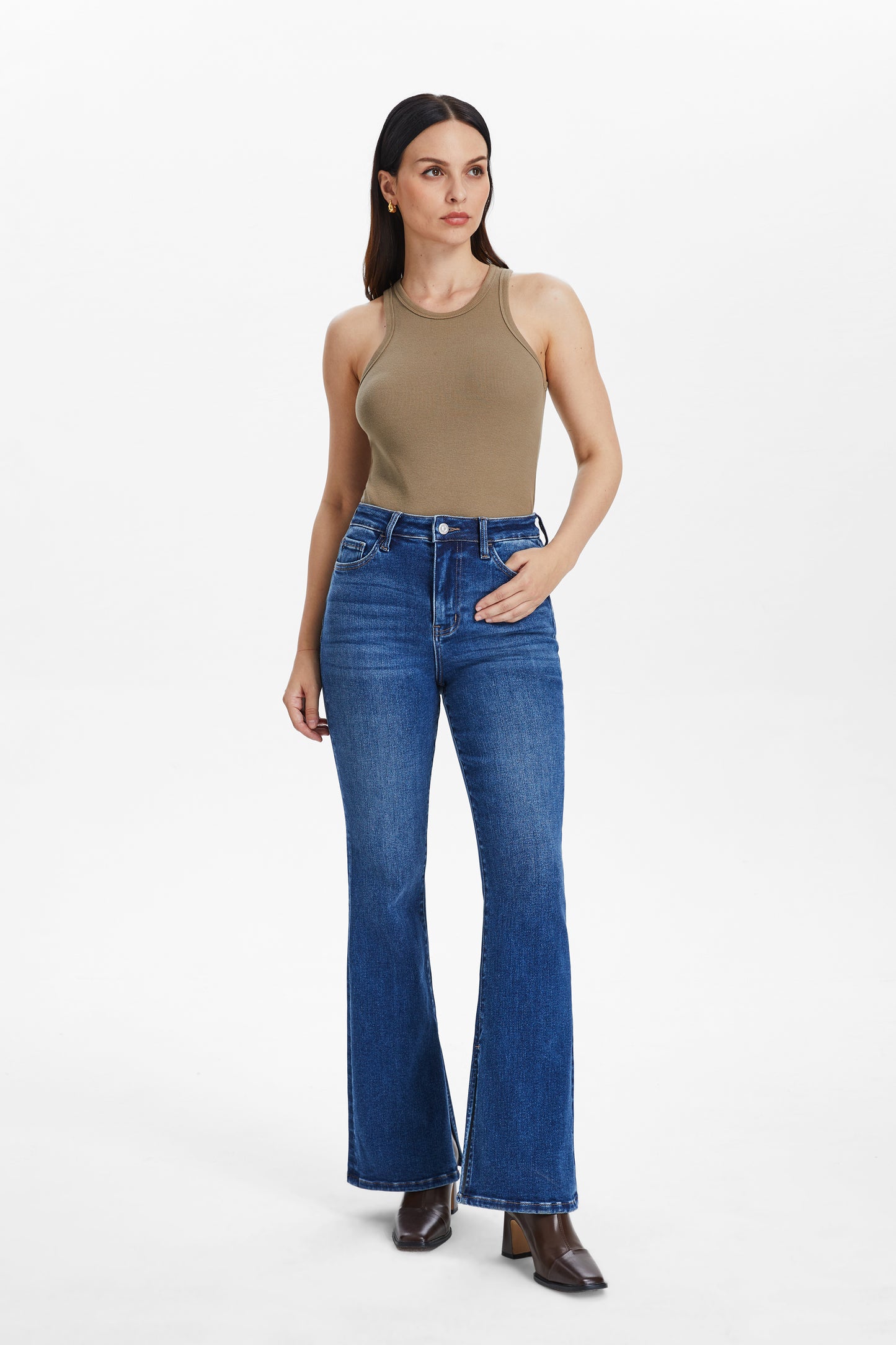 HIGH RISE FLARE JEANS WITH SLIT BYF1095 STARLIGHT