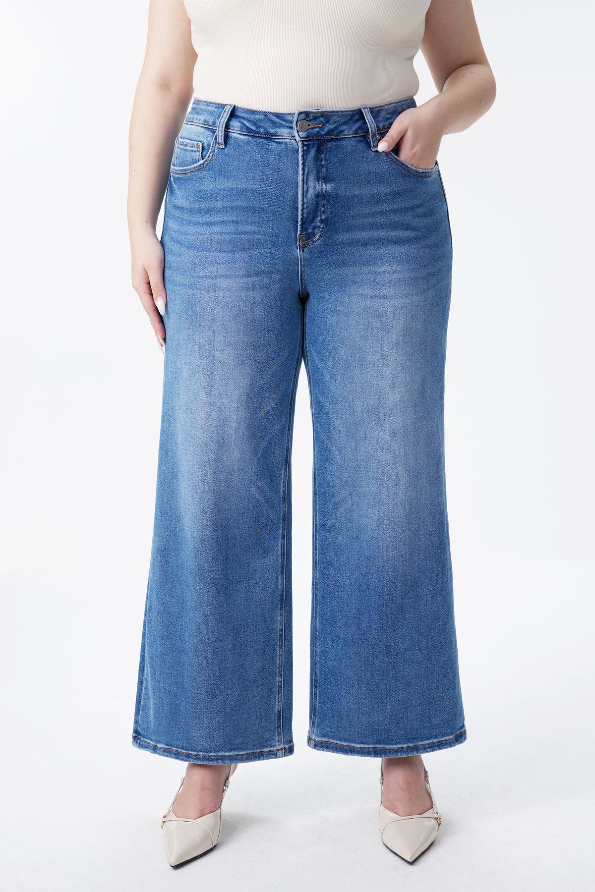 PLUS LISA MID RISE WIDE LEG
