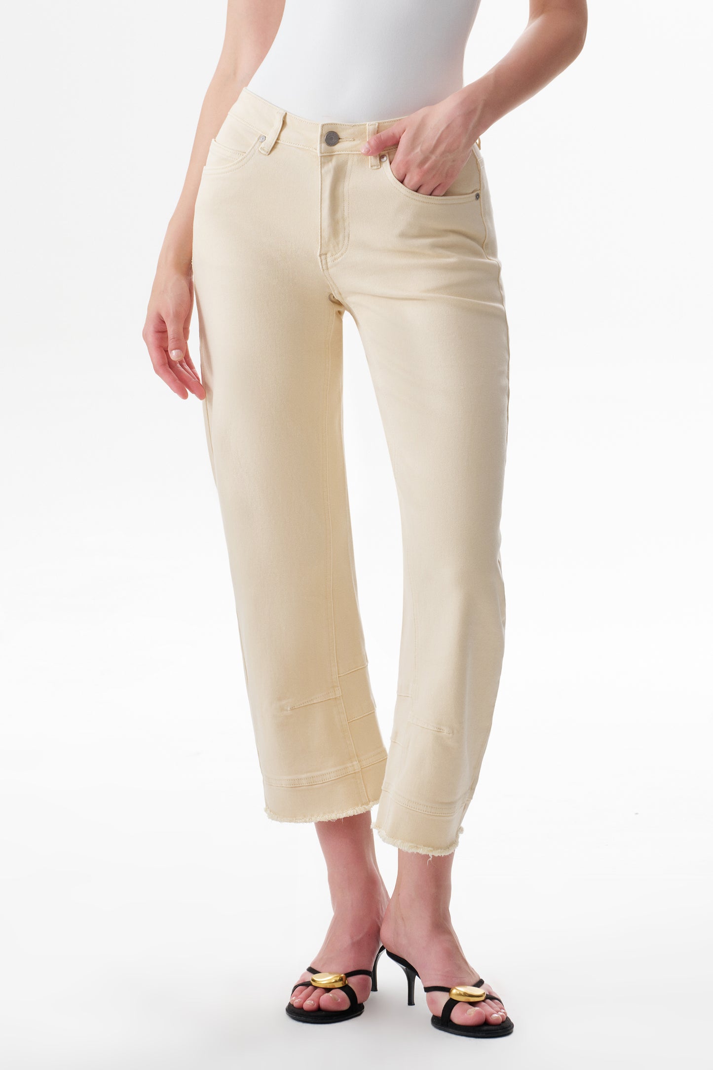 MID RISE BARREL LEG DENIM JEANS 27''