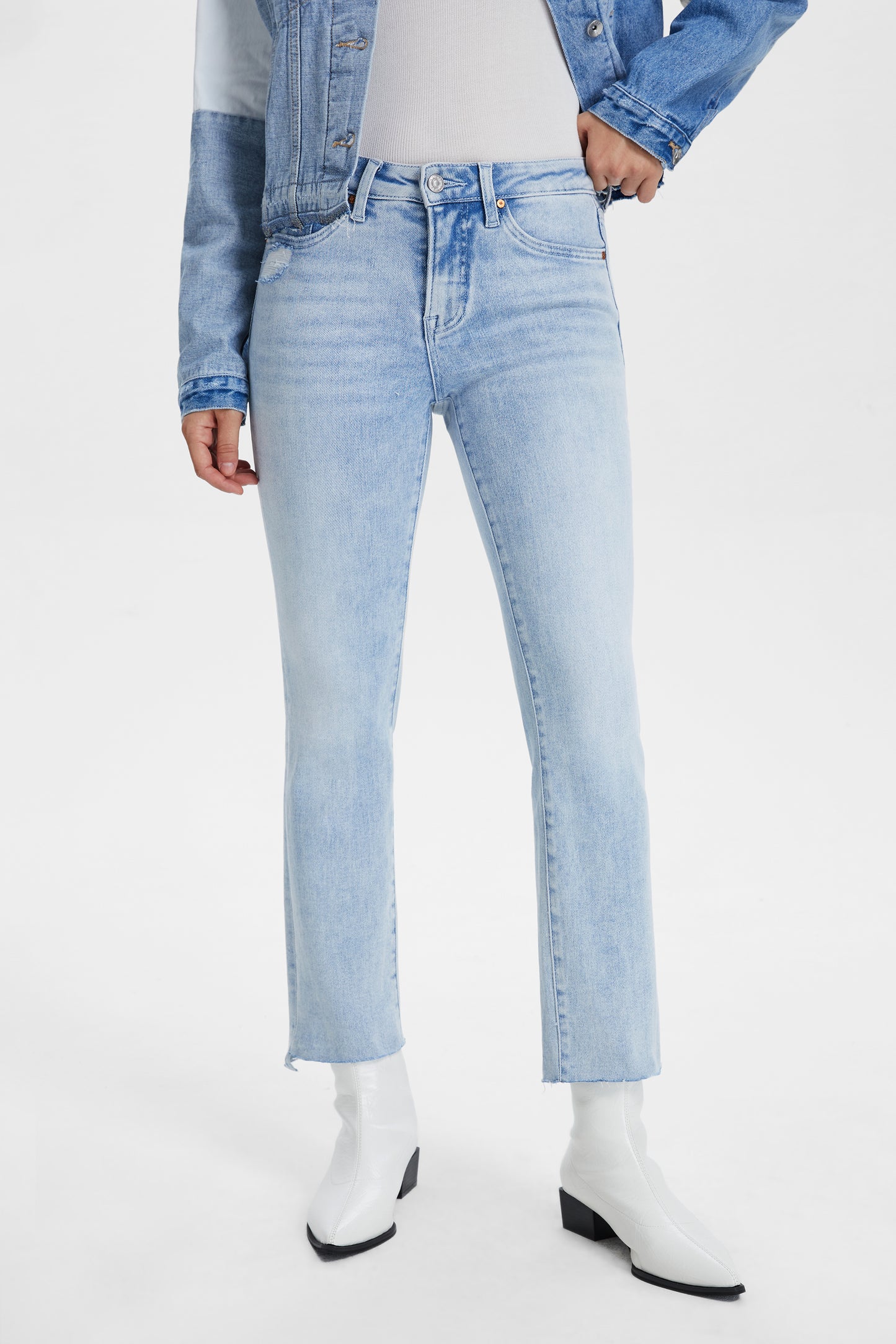 DAISY HIGH RISE SLIM JEANS WITH RAW HEM BYT5184 (BYHE015) WAVE