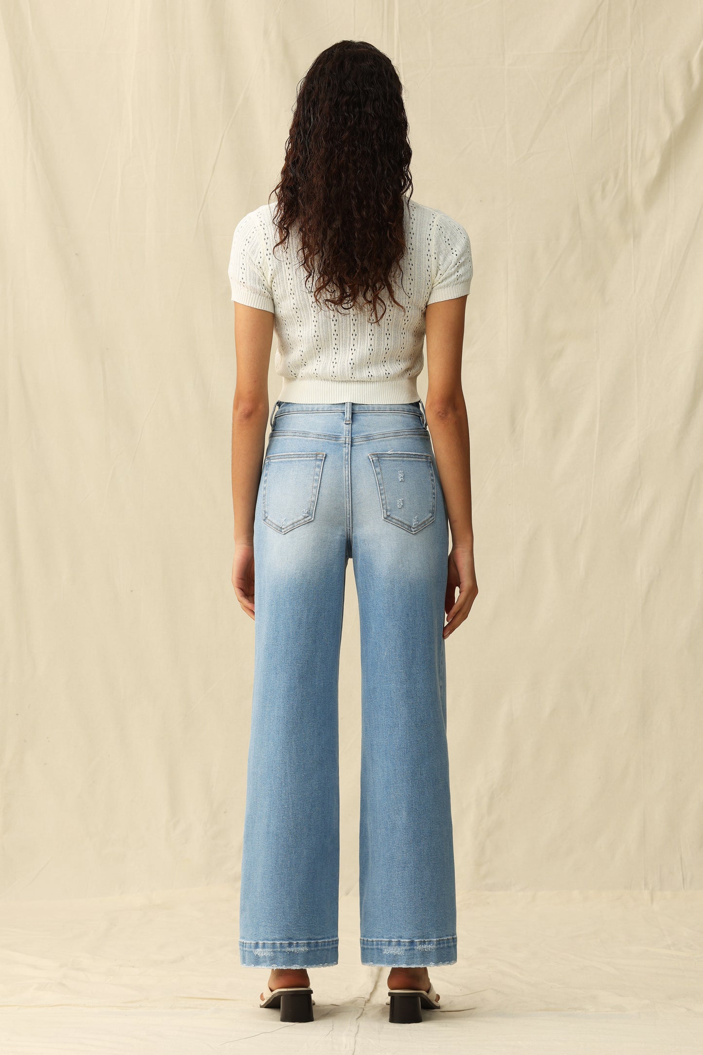 HIGH RISE WIDE LEG JEANS