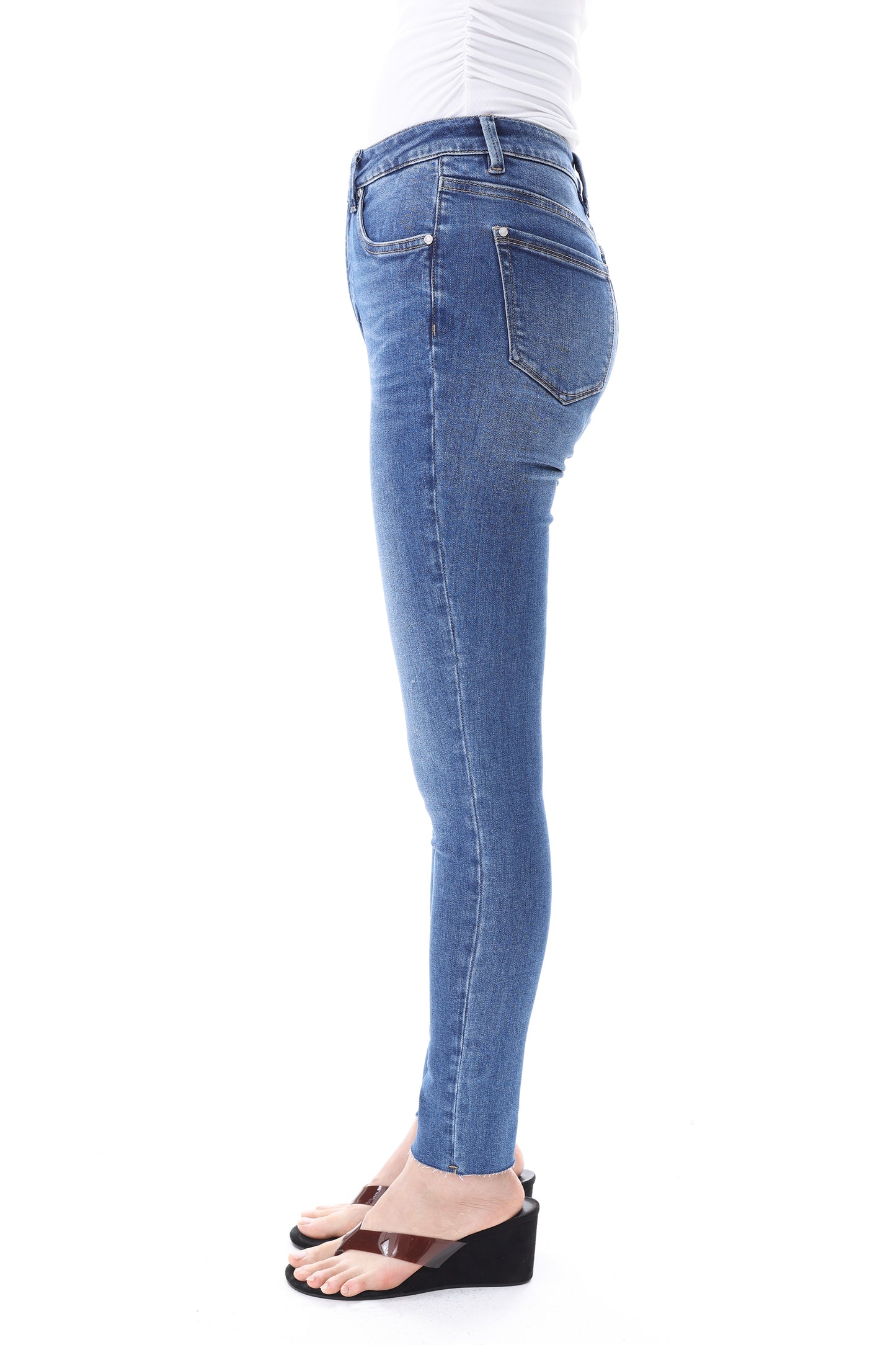 VIENNA ULTRA HIGH RISE SKINNY ANKLE JEANS BYS2159