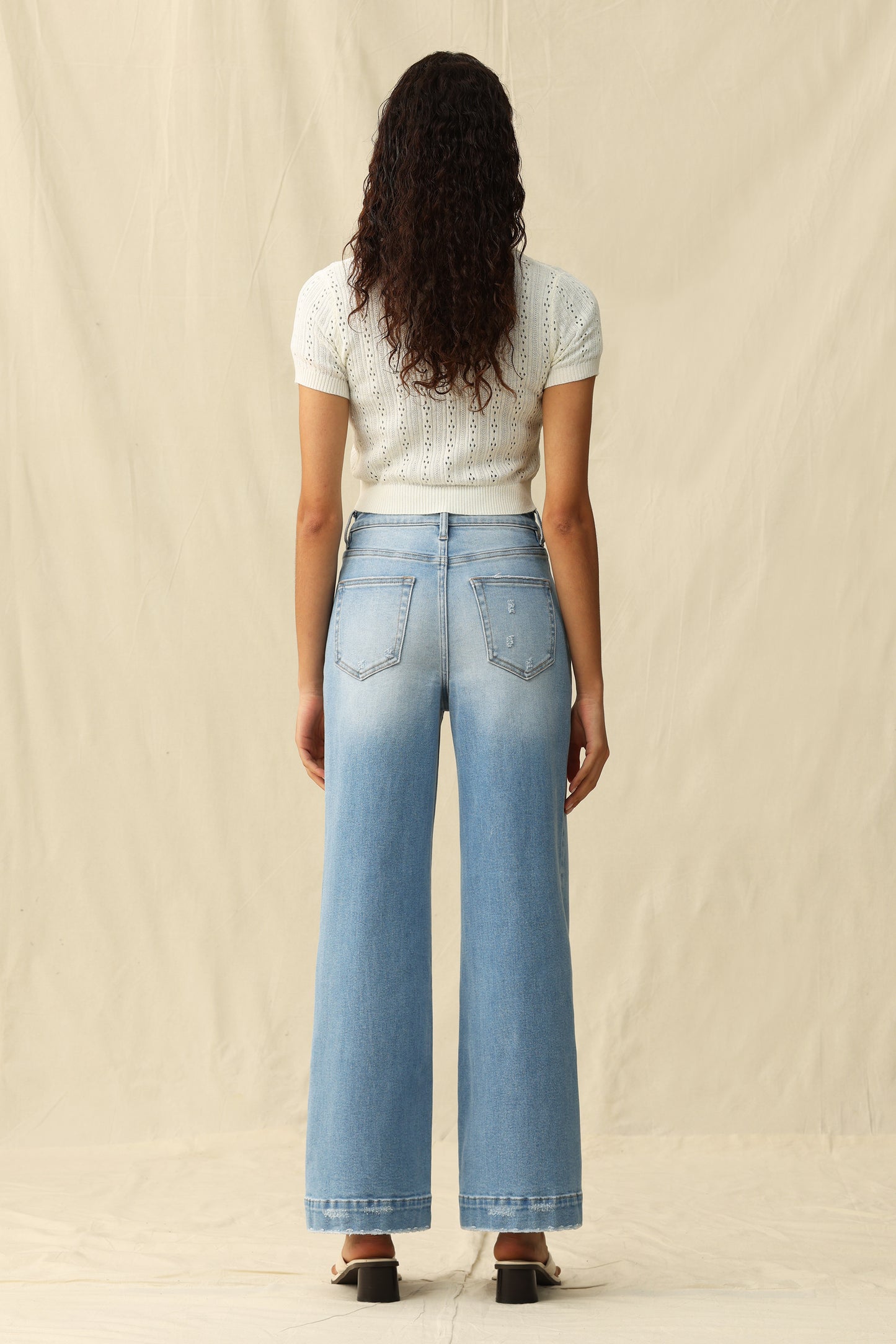 HIGH RISE WIDE LEG JEANS