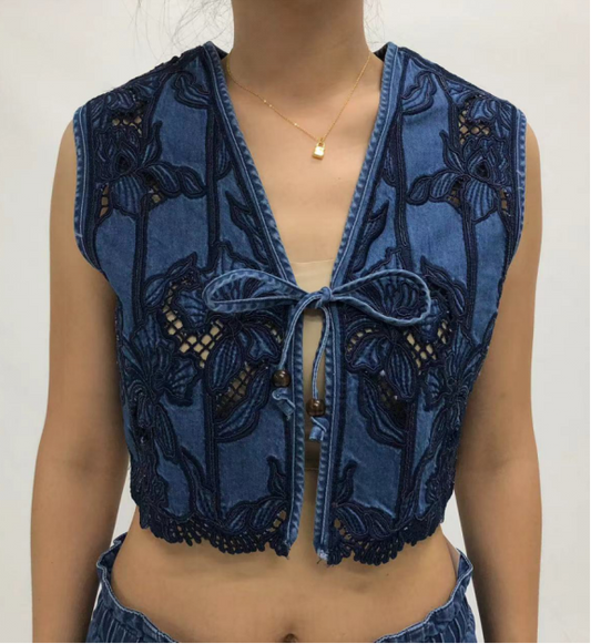 CROPPED HALTER VEST BYV4009