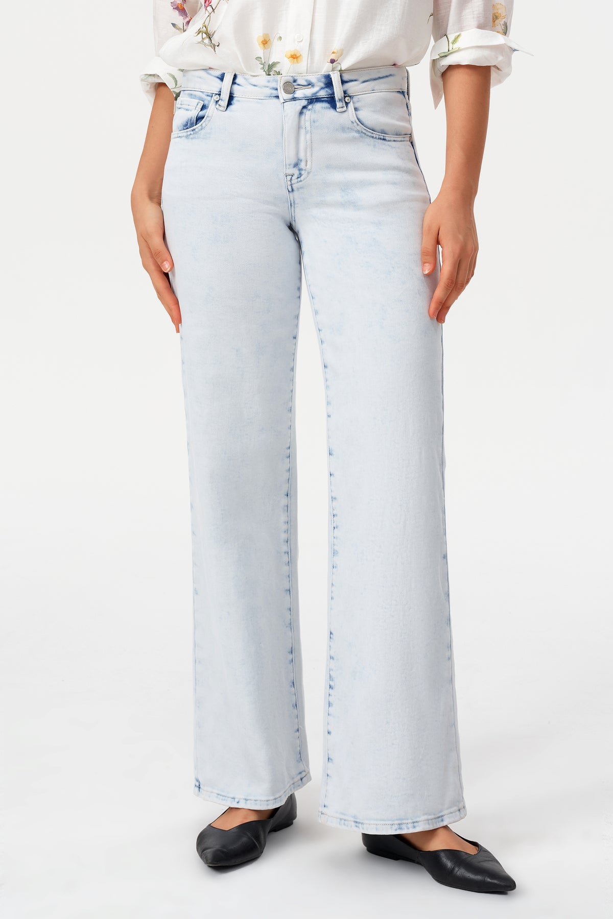 ZEPHYRINE MID RISE WIDE LEG