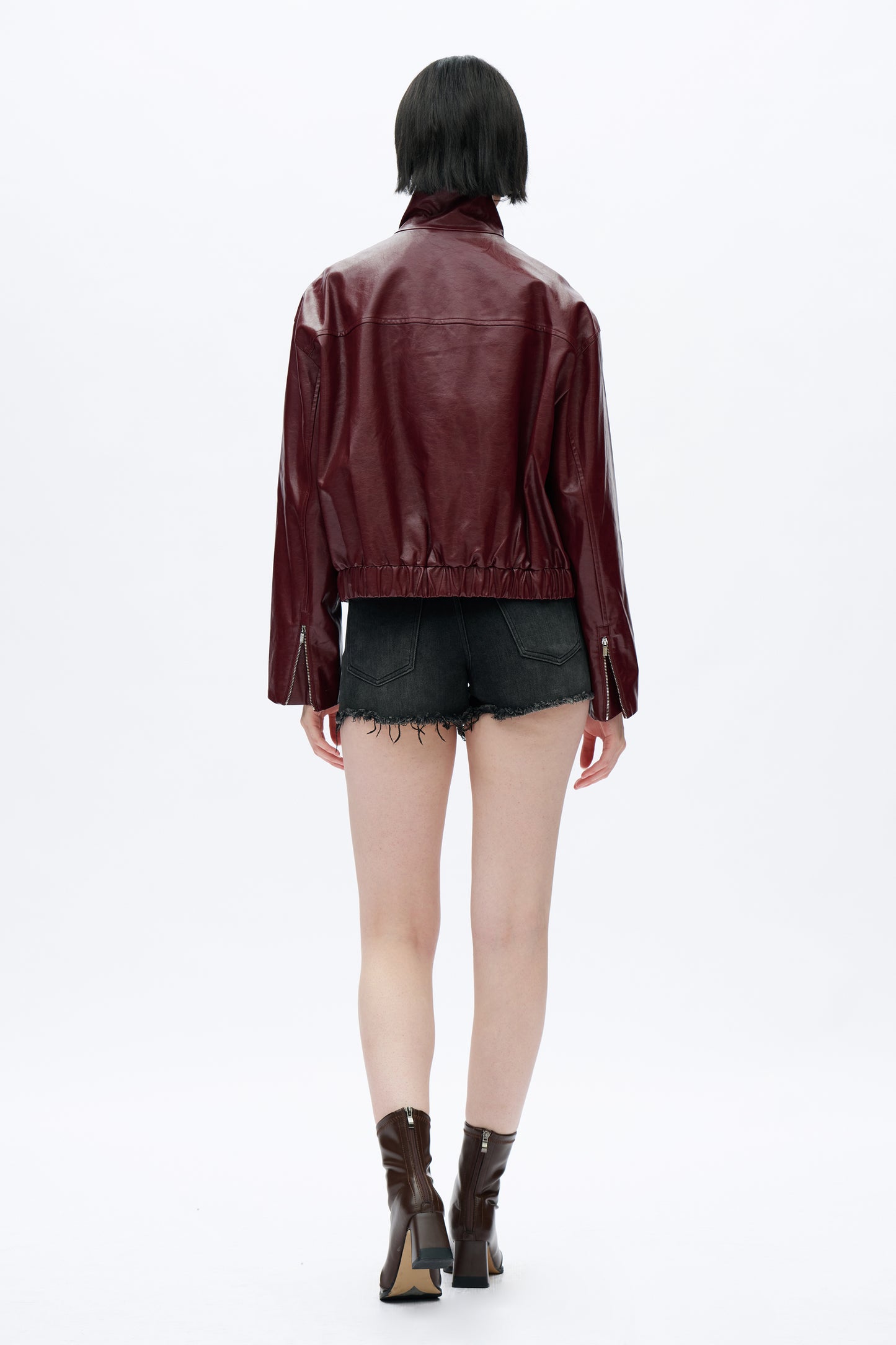 NOVA MID RISE SHORTS