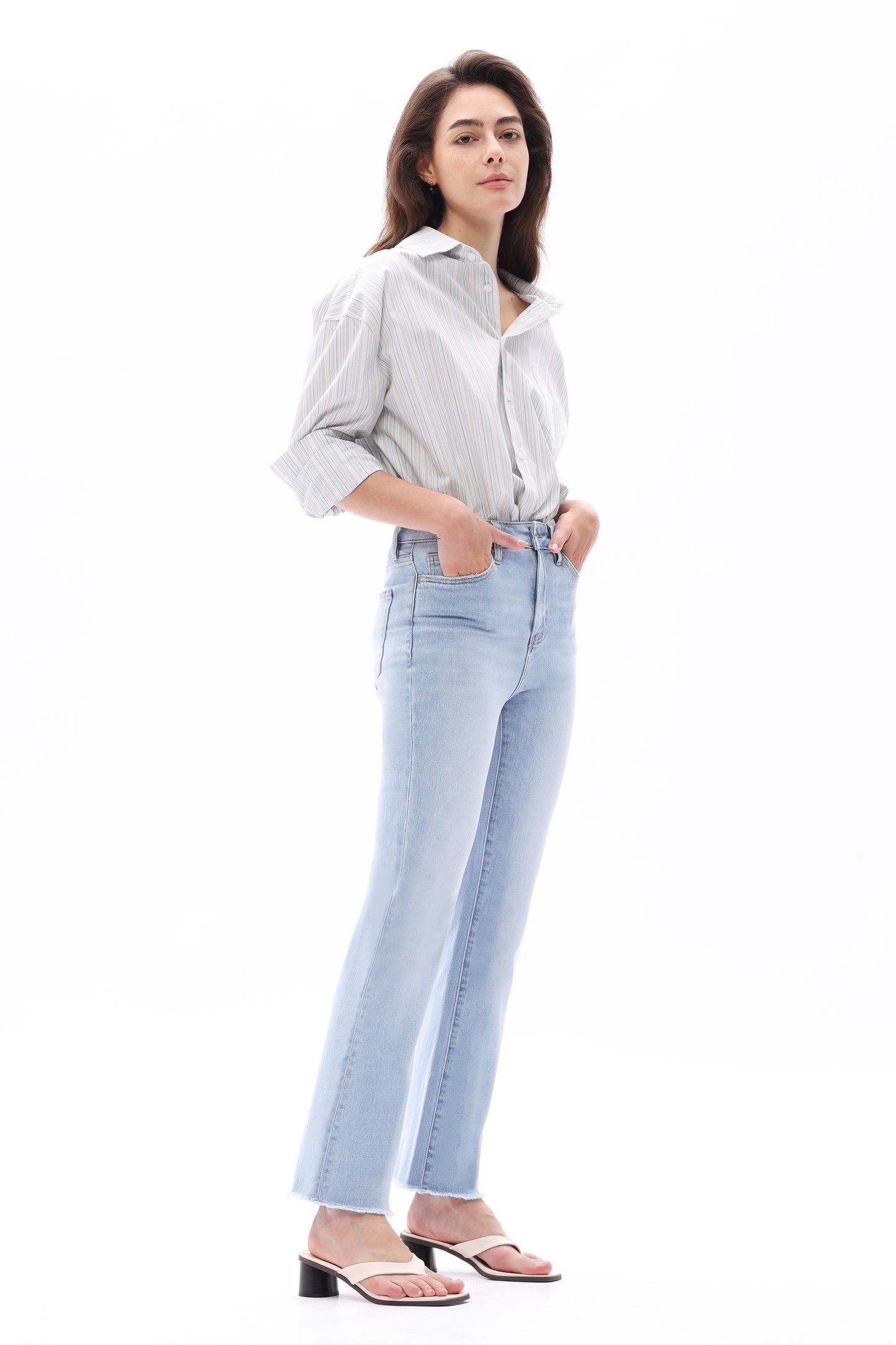 HIGH RISE BOOTCUT ANKLE