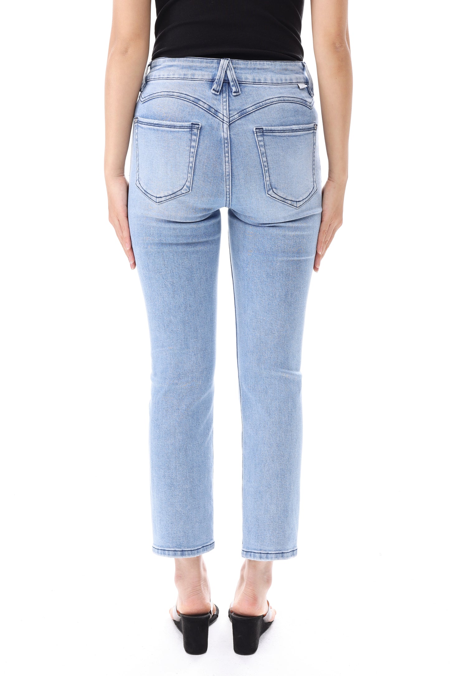 HONG KONG MID RISE SLIM STRAIGHT JEANS BYT5360