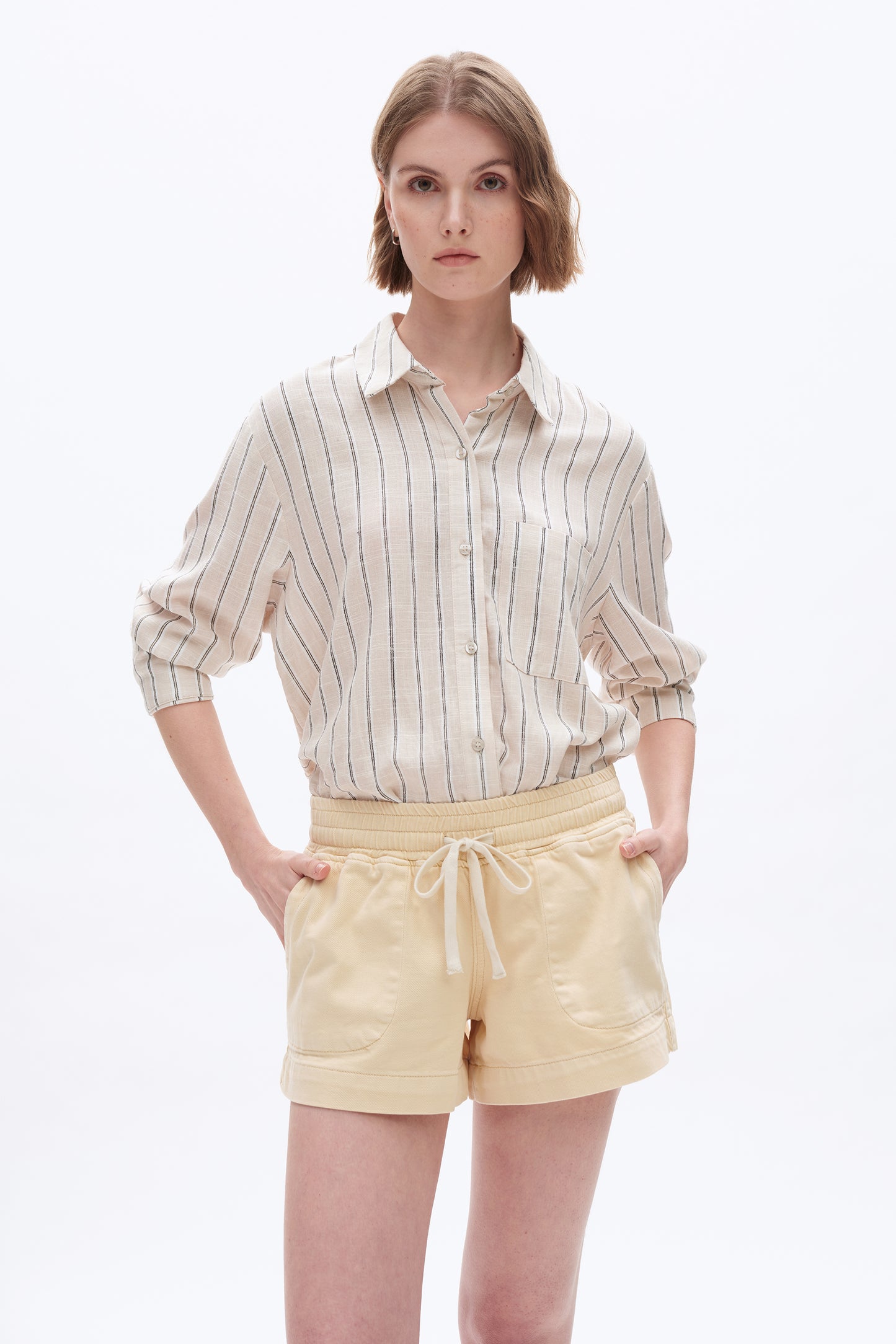 MID RISE SHORTS BYH6116 (BYHE256) CREME BRULEE