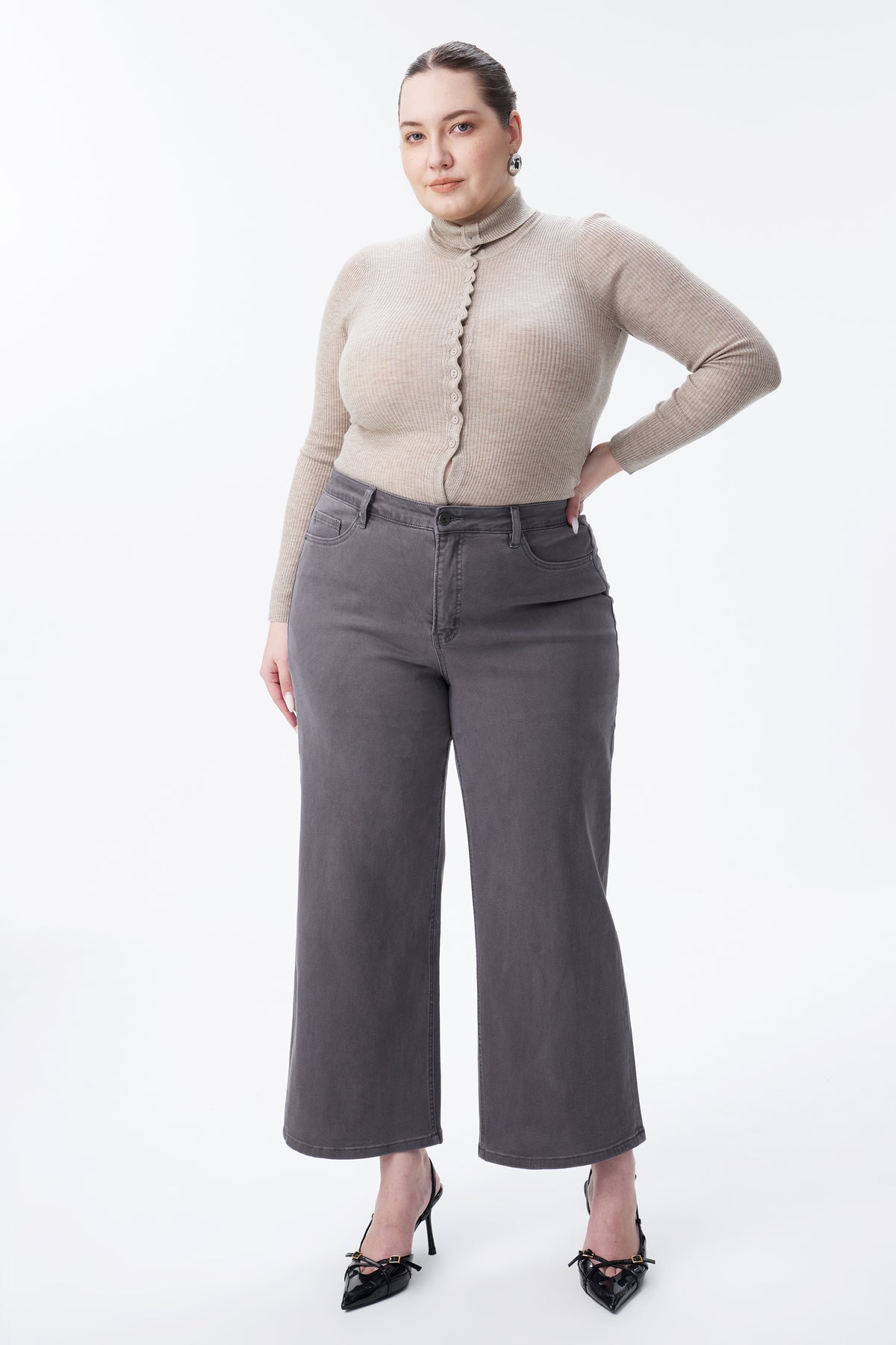 PLUS MID RISE STRAIGHT BYT5198-P GRAY