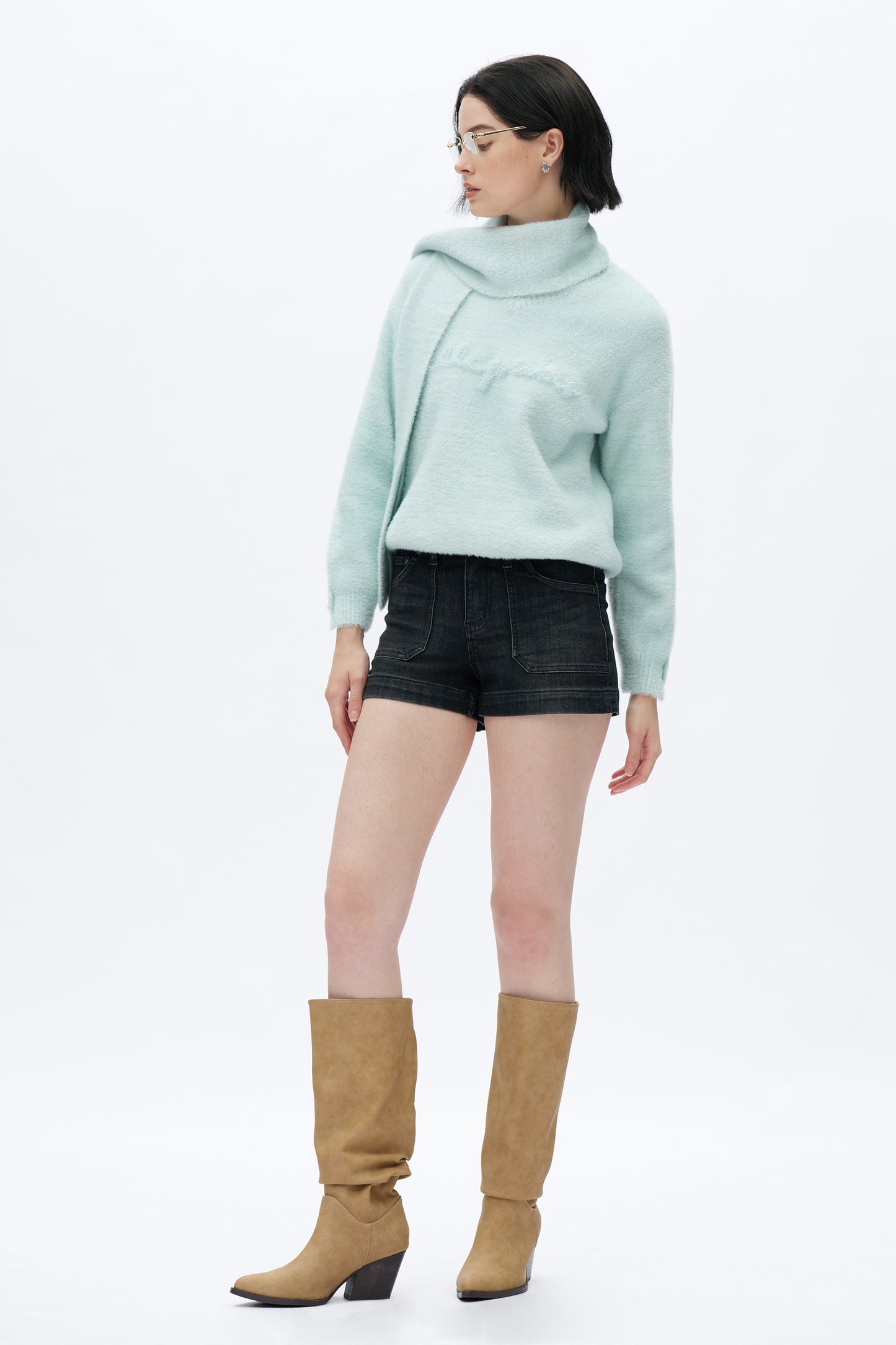 MID RISE SHORTS